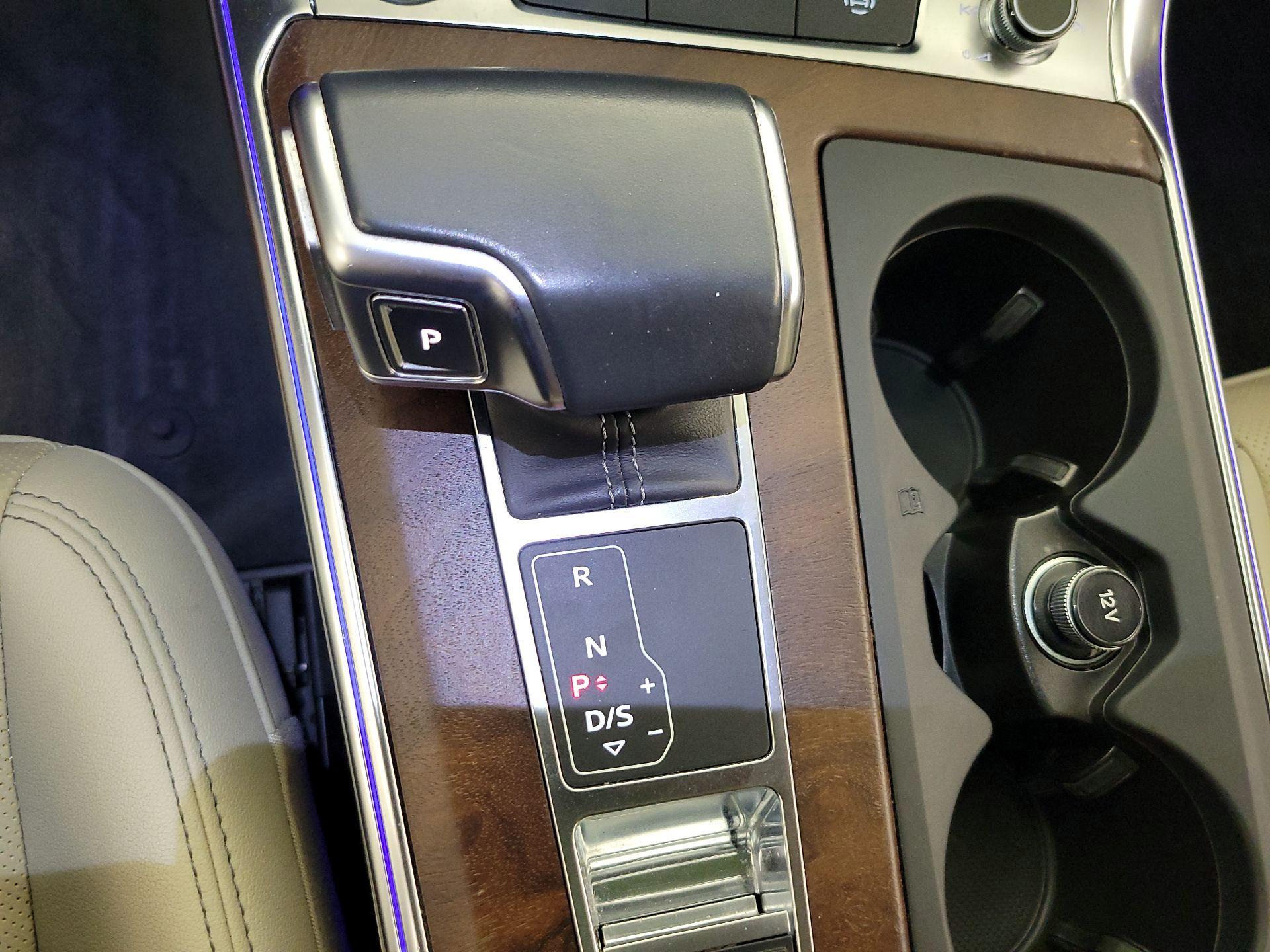 Thumbnail: 2021 Audi A6 - 18