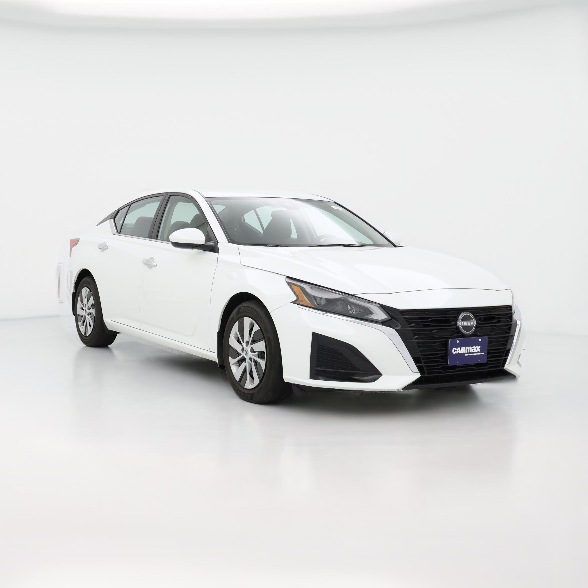 Thumbnail: 2023 Nissan Altima - 1
