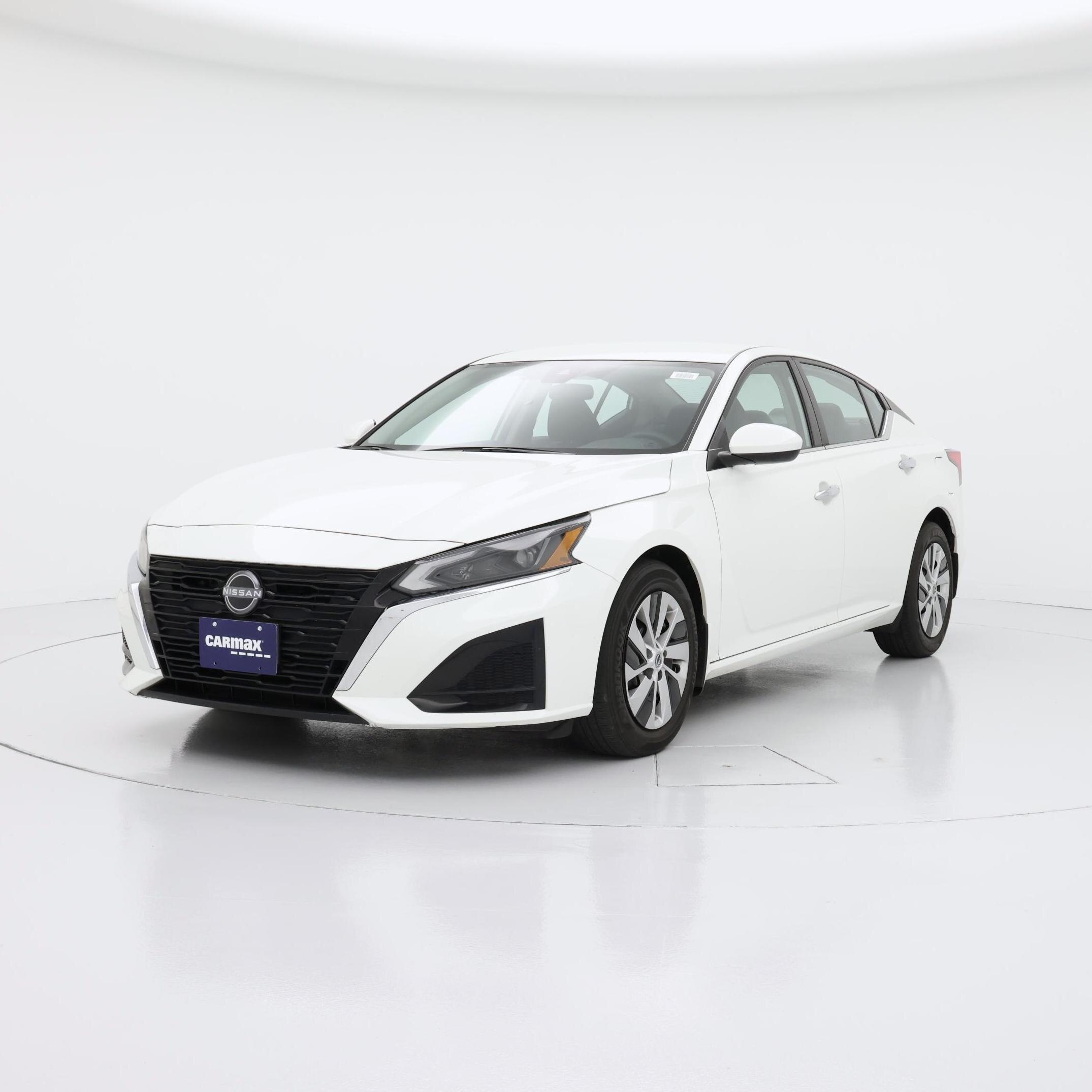 Thumbnail: 2023 Nissan Altima - 4