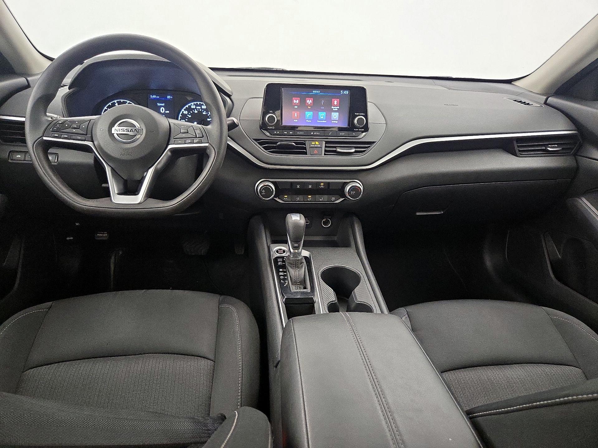 Thumbnail: 2022 Nissan Altima - 9