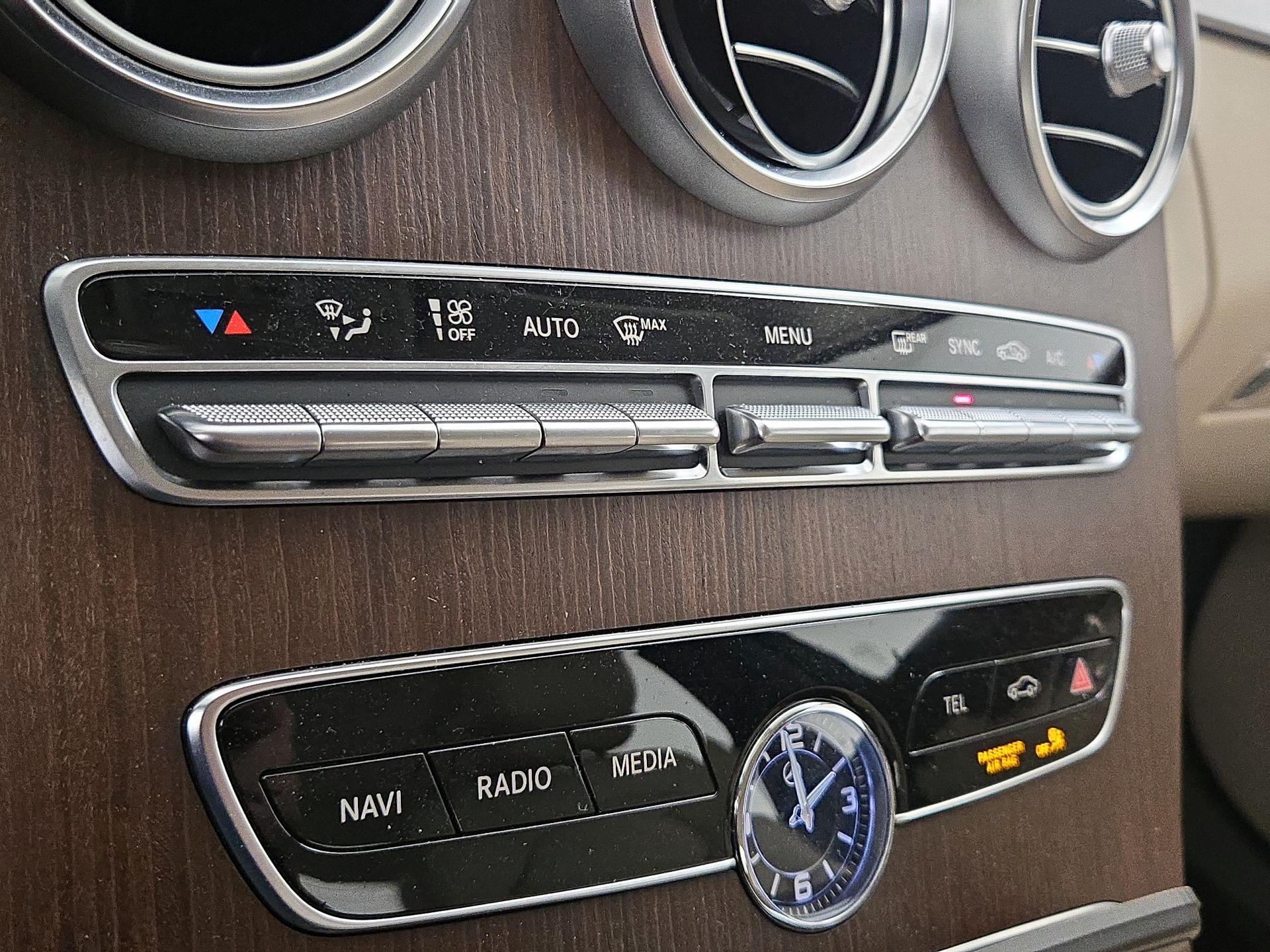 Thumbnail: 2021 Mercedes-Benz C-Class - 16