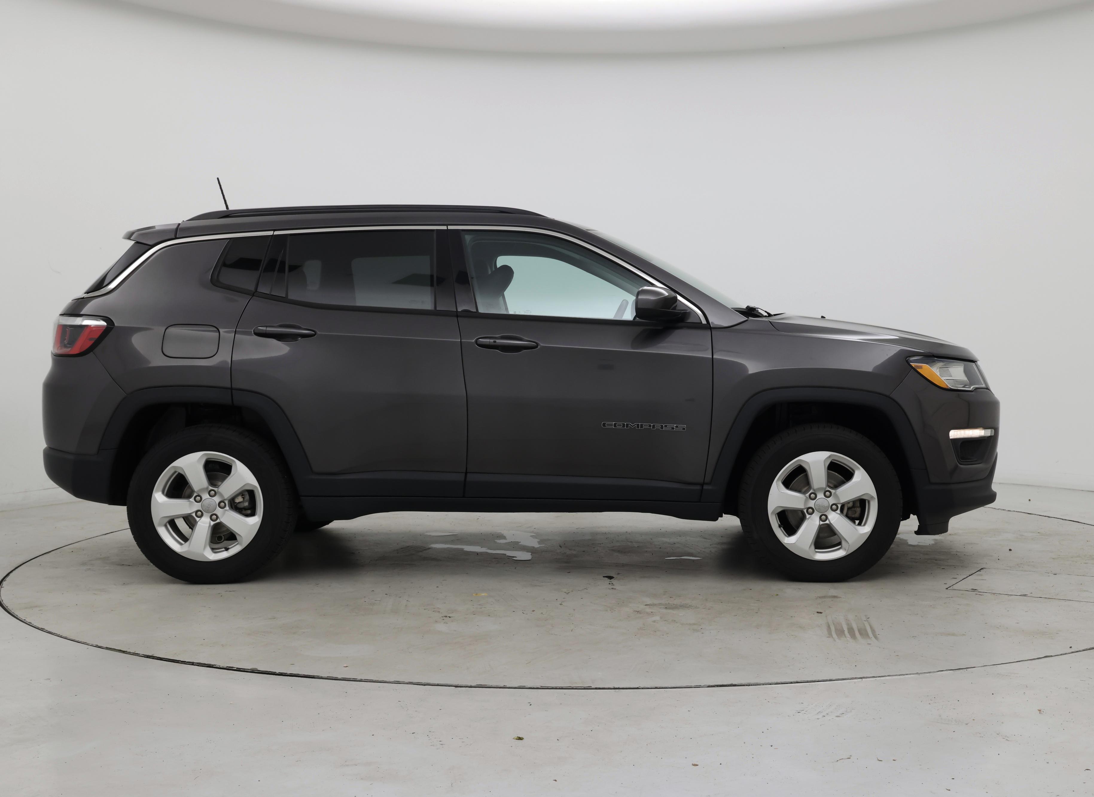 Thumbnail: 2020 Jeep Compass - 7