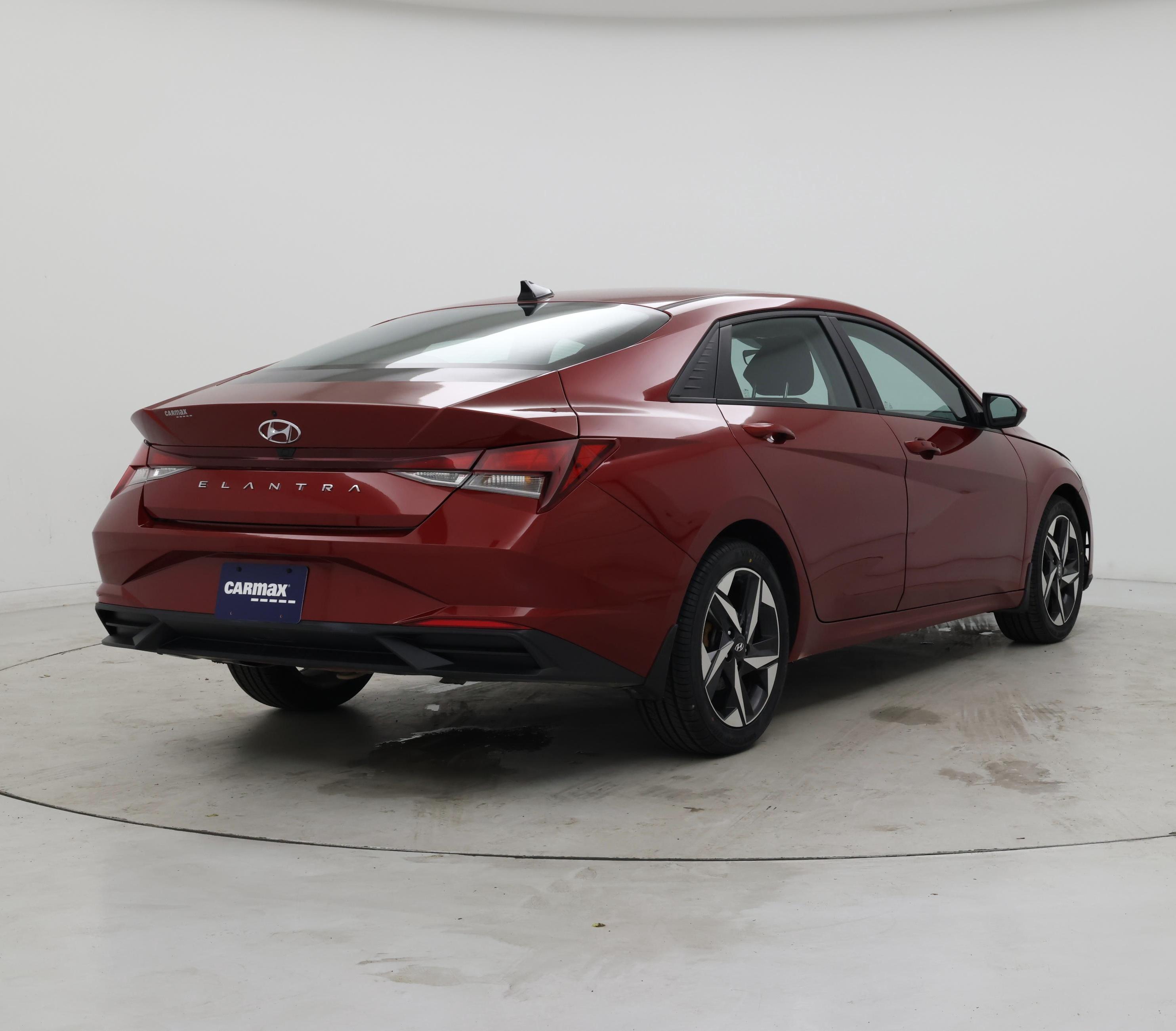 Thumbnail: 2023 Hyundai Elantra - 8