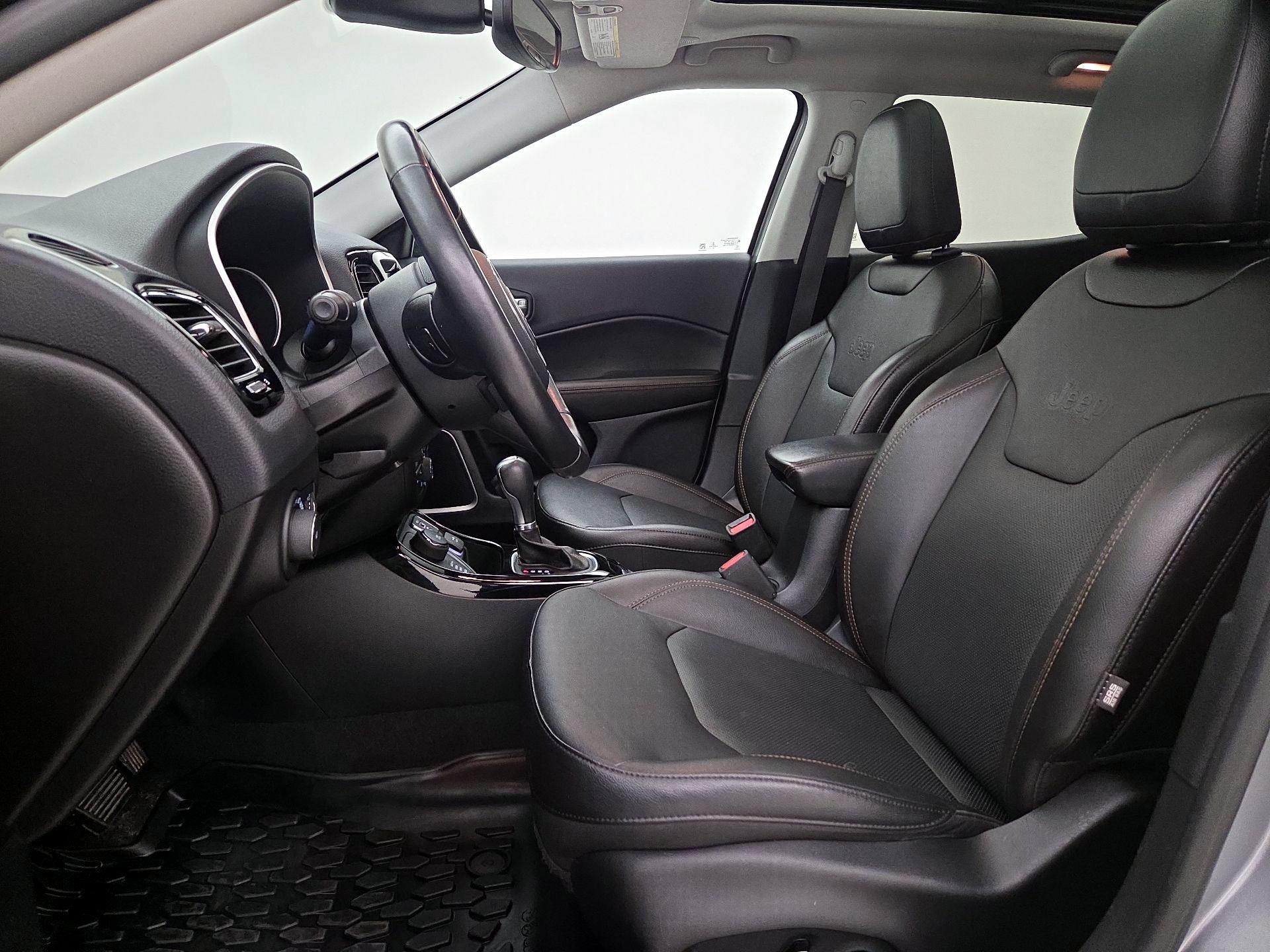 Thumbnail: 2021 Jeep Compass - 11