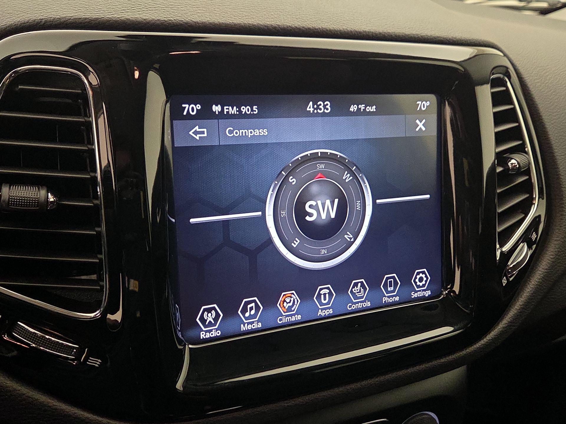 Thumbnail: 2021 Jeep Compass - 14