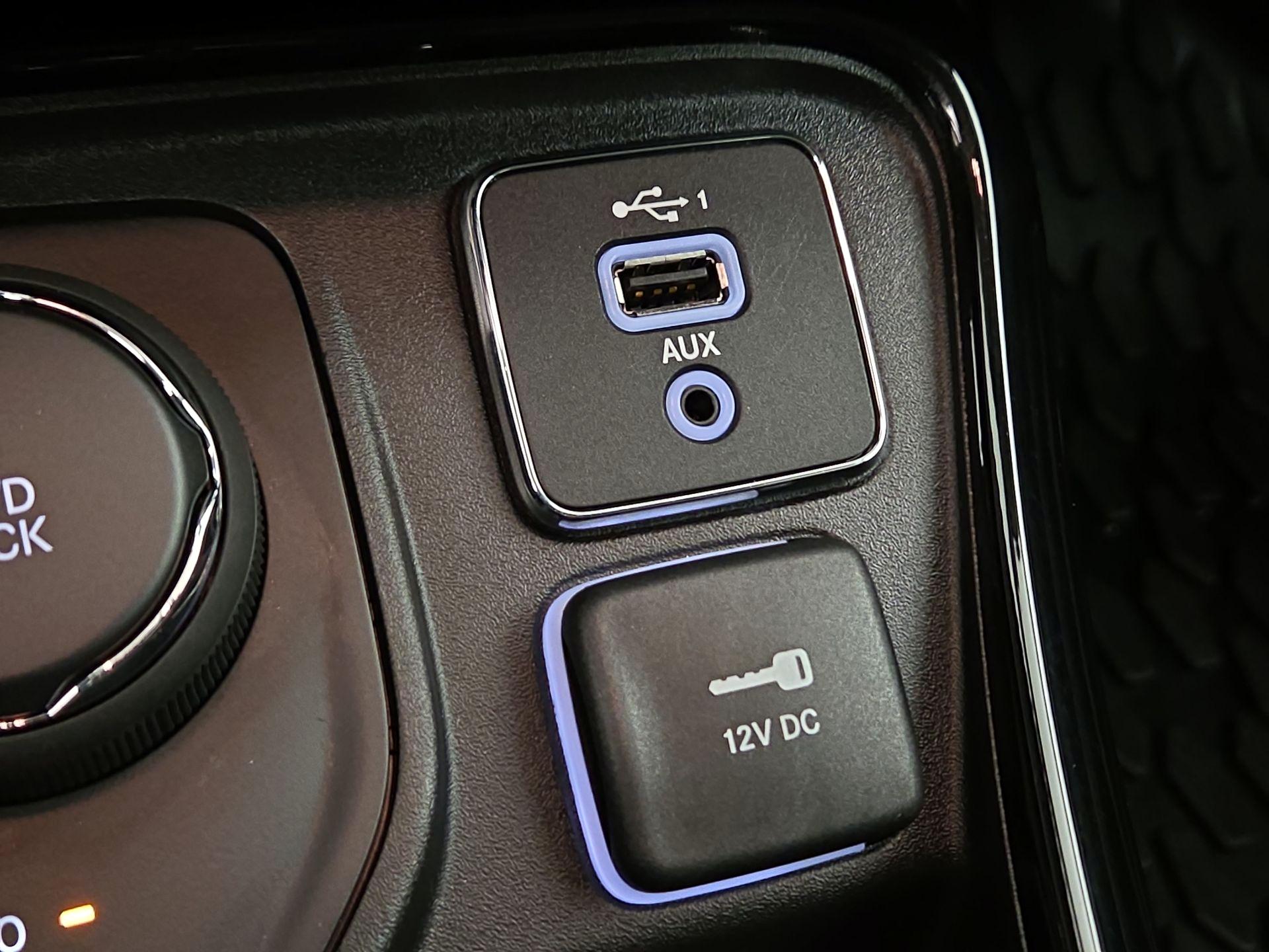 Thumbnail: 2021 Jeep Compass - 19