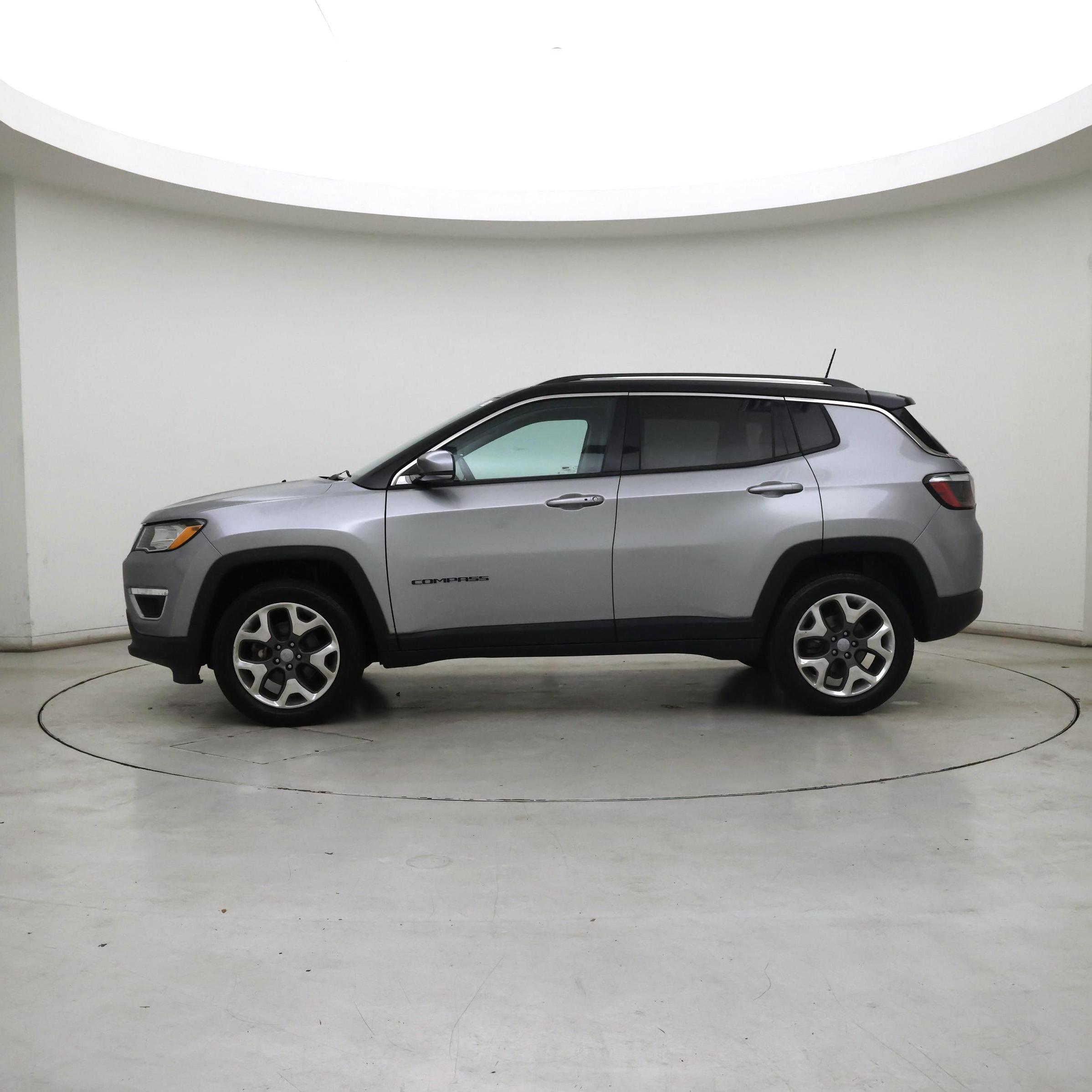 Thumbnail: 2021 Jeep Compass - 3