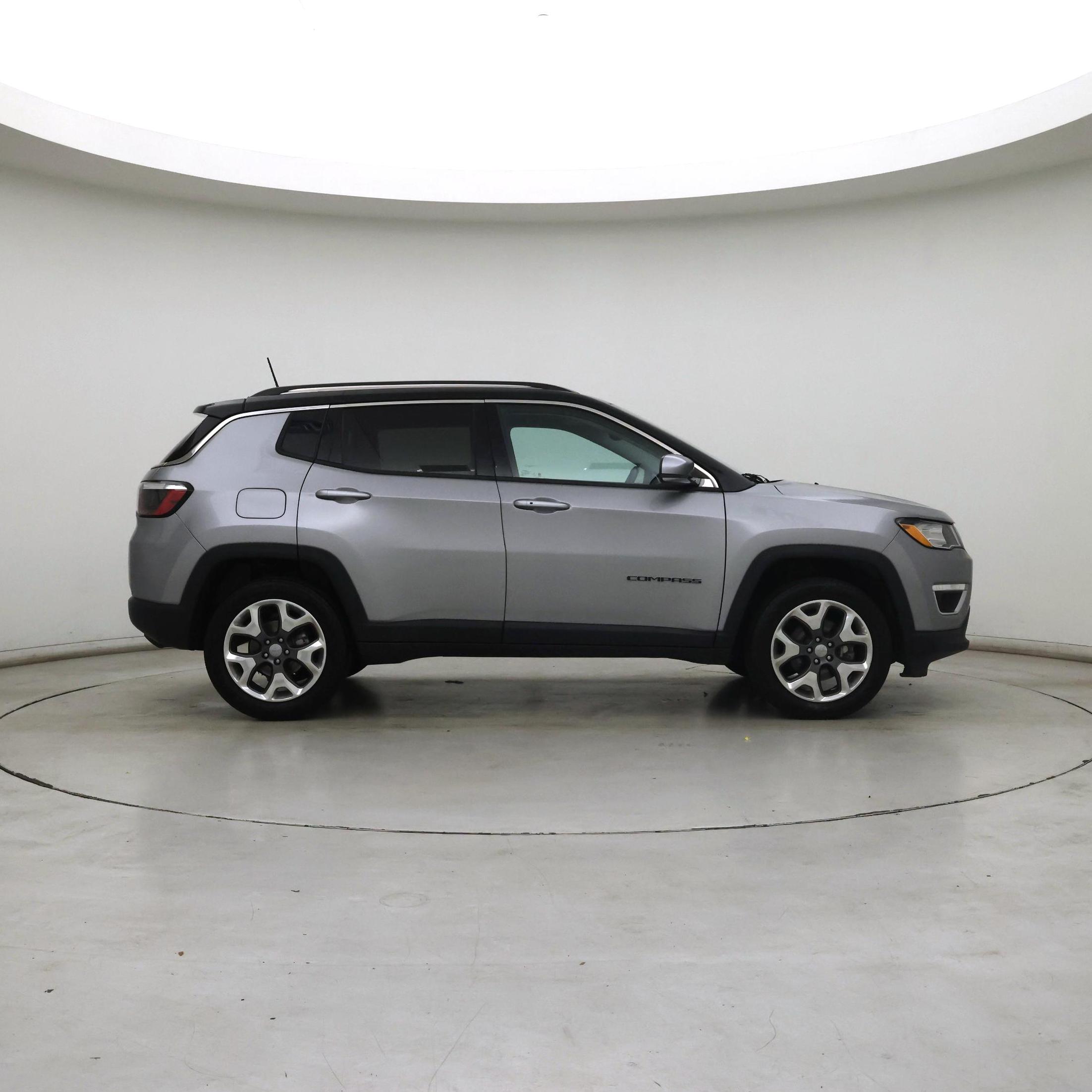 Thumbnail: 2021 Jeep Compass - 7