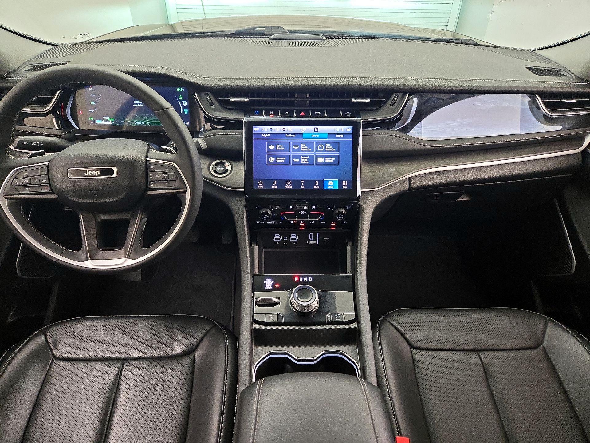 Thumbnail: 2023 Jeep Grand Cherokee - 9