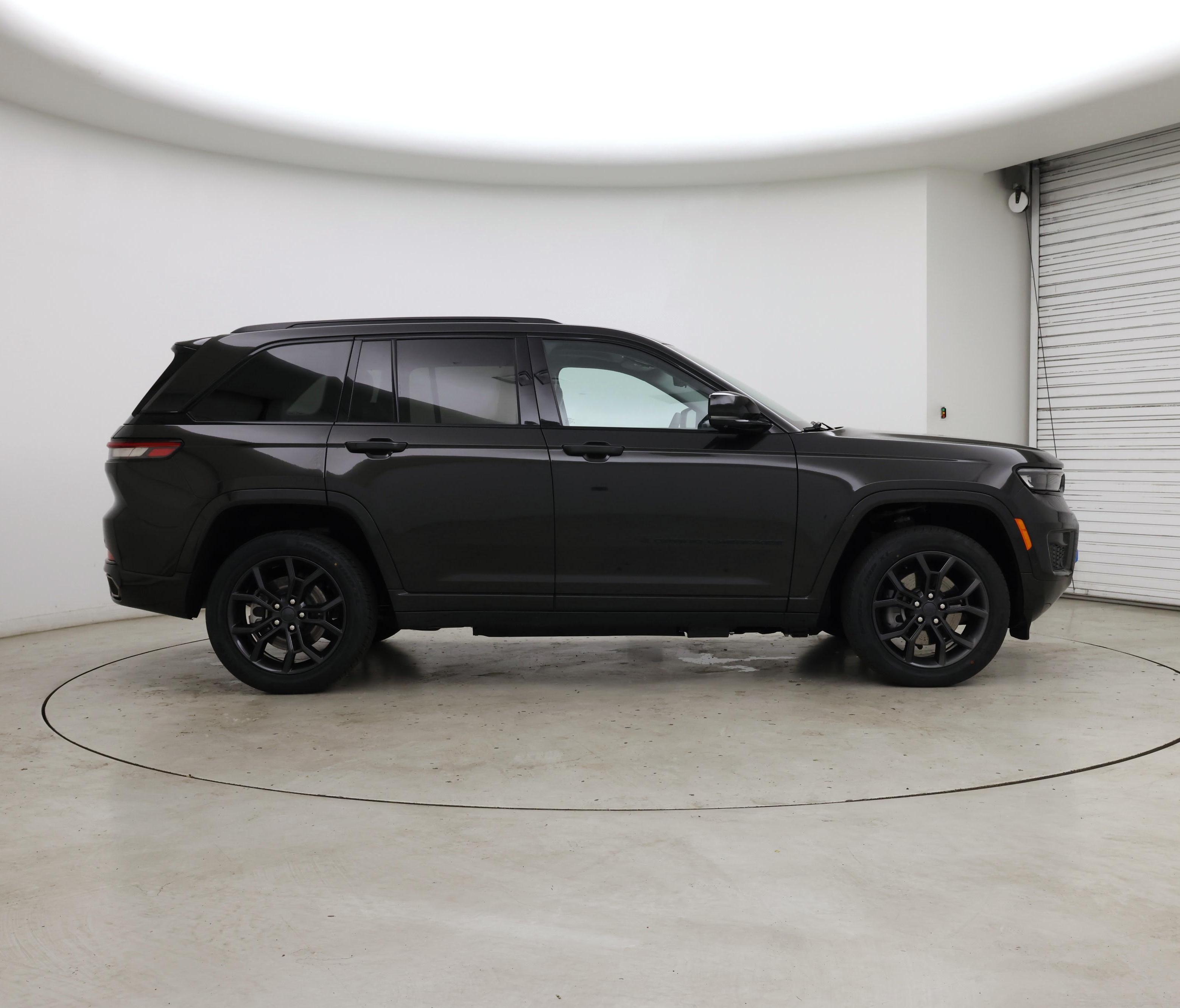 Thumbnail: 2023 Jeep Grand Cherokee - 7