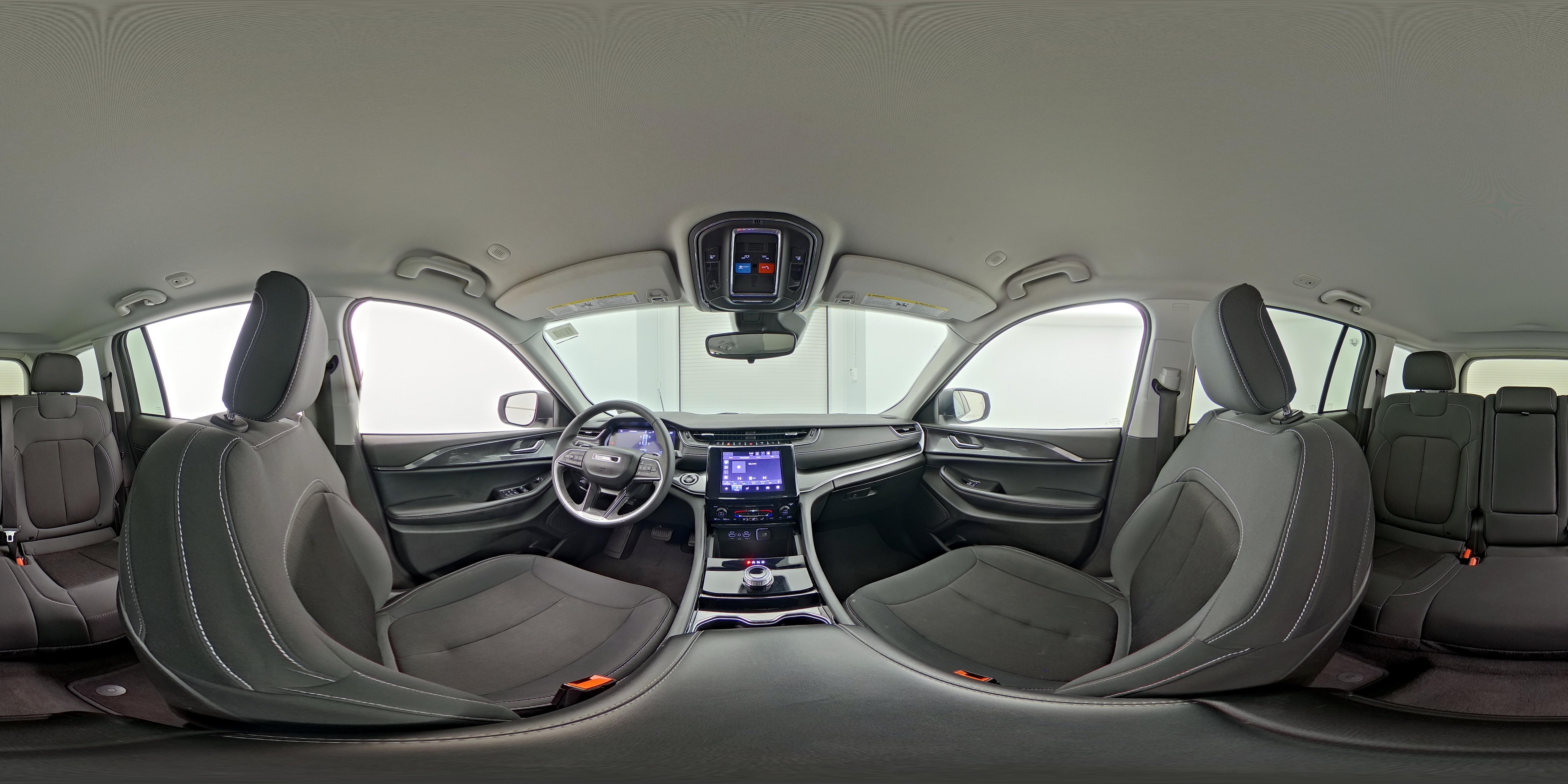 2023 Jeep Grand Cherokee Laredo - Photo 24
