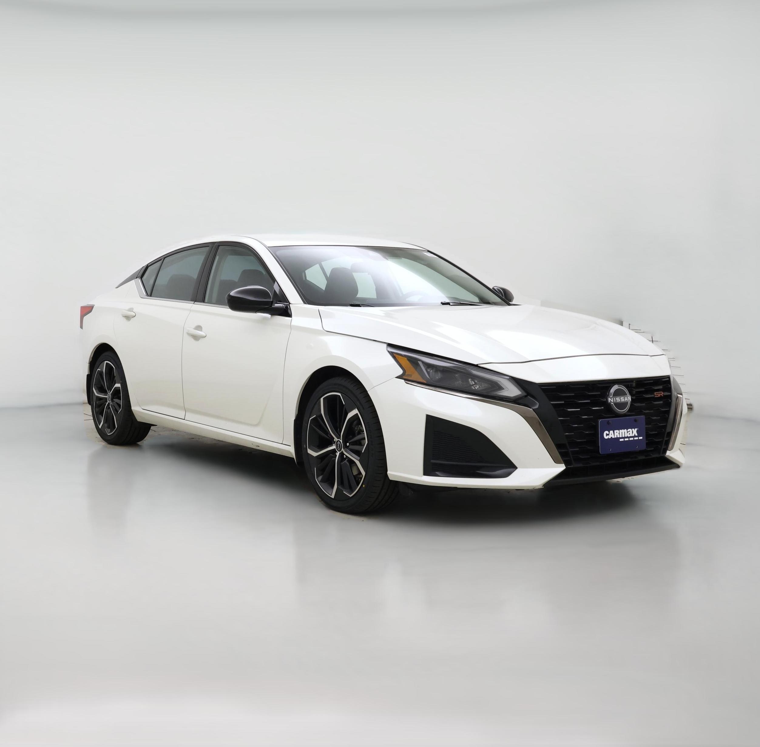 Thumbnail: 2023 Nissan Altima - 1