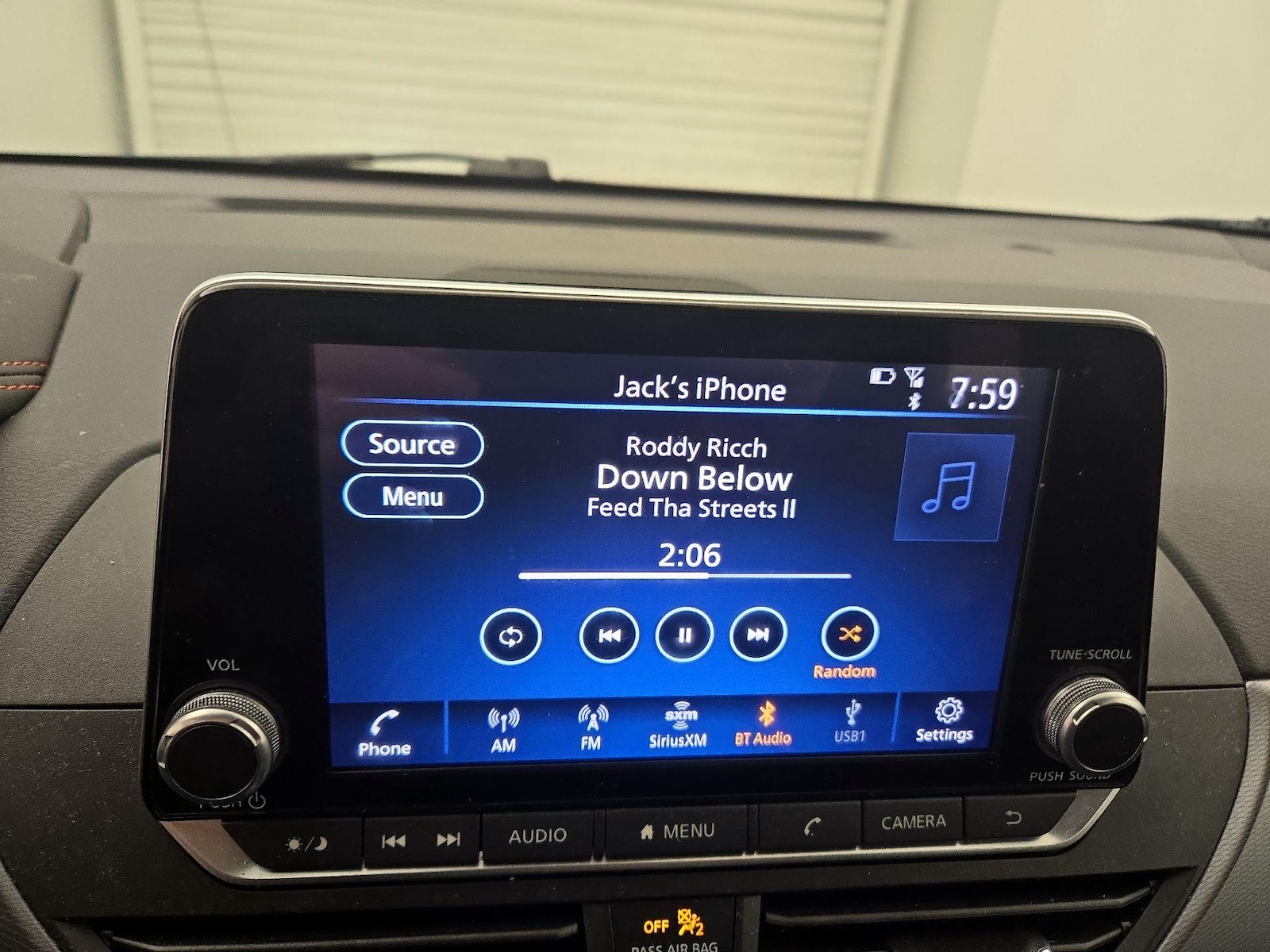 2023 Nissan Altima SR - Photo 16