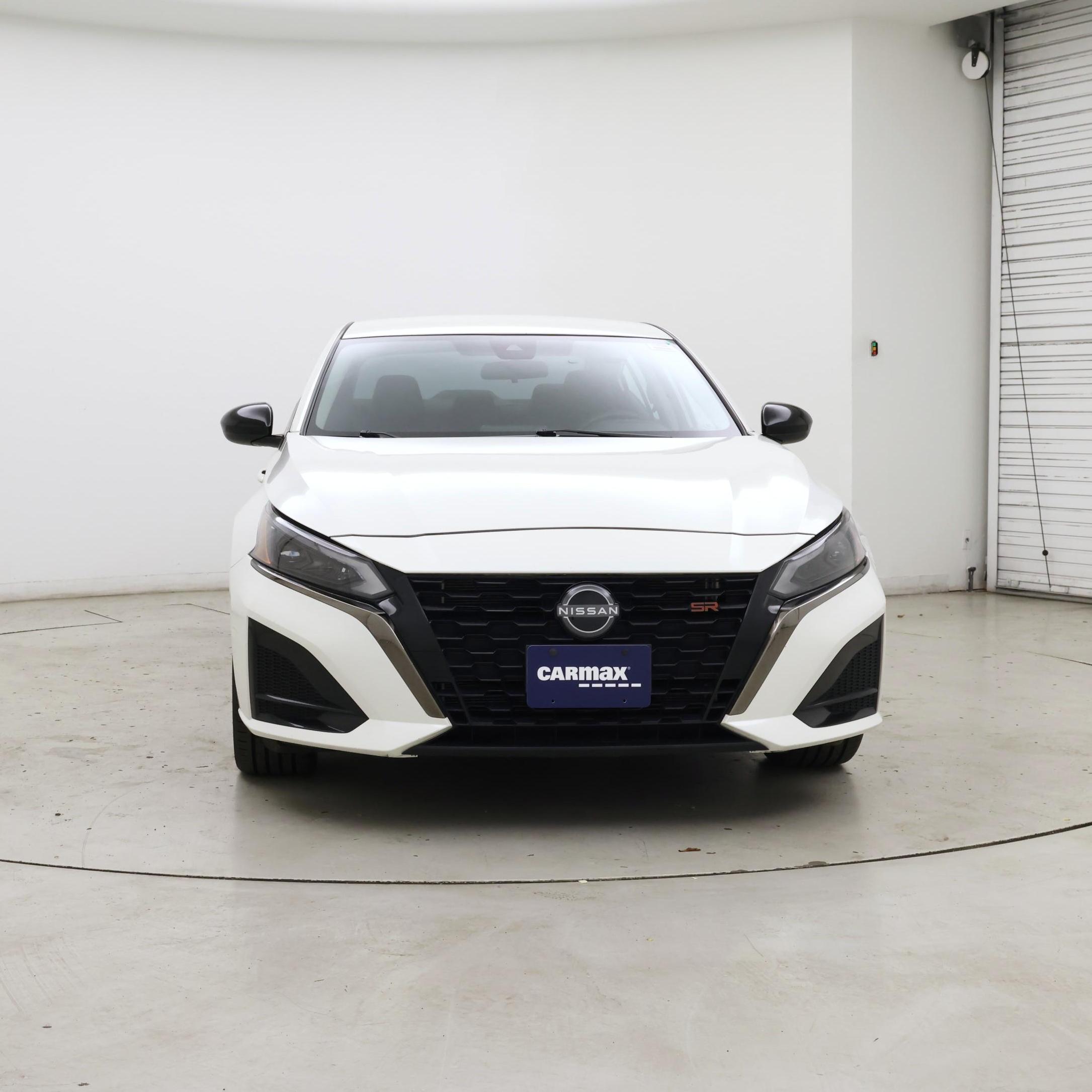 Thumbnail: 2023 Nissan Altima - 5