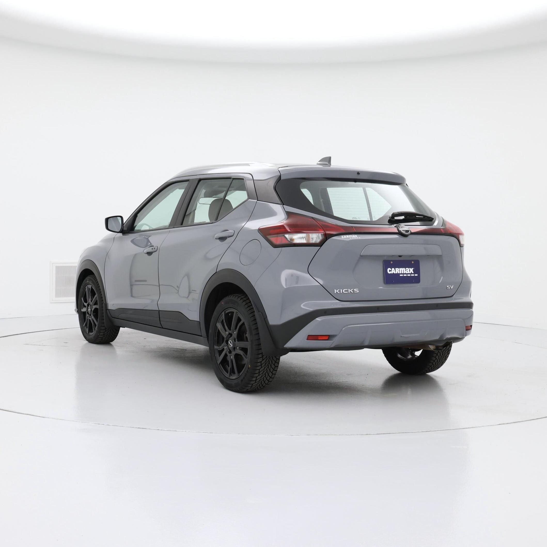 Thumbnail: 2023 Nissan Kicks - 2