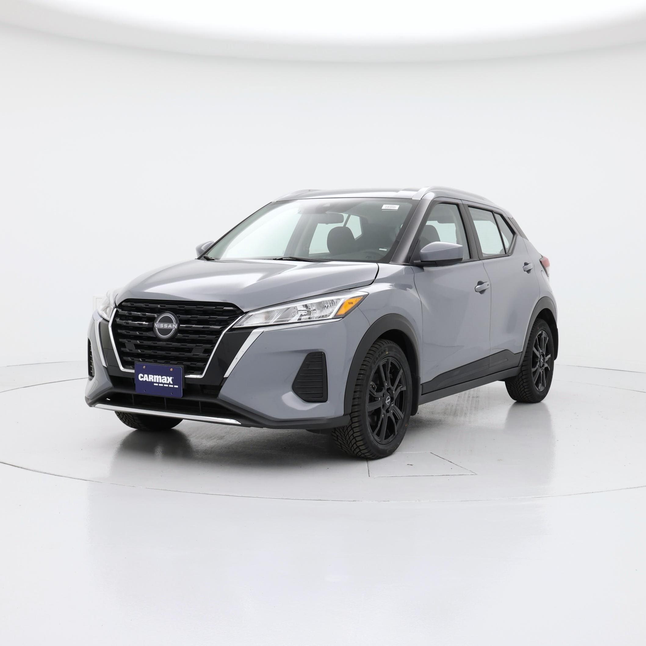 Thumbnail: 2023 Nissan Kicks - 4