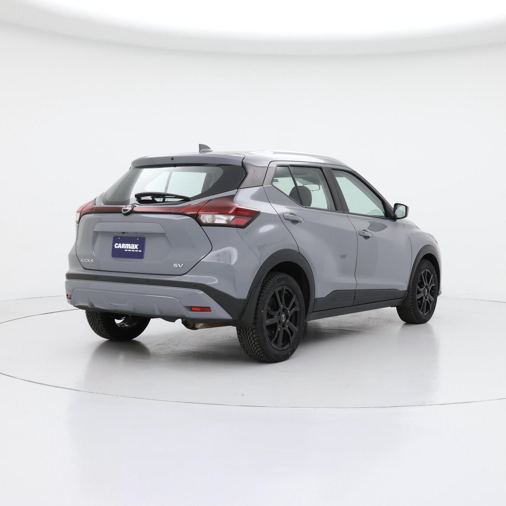 Thumbnail: 2023 Nissan Kicks - 8