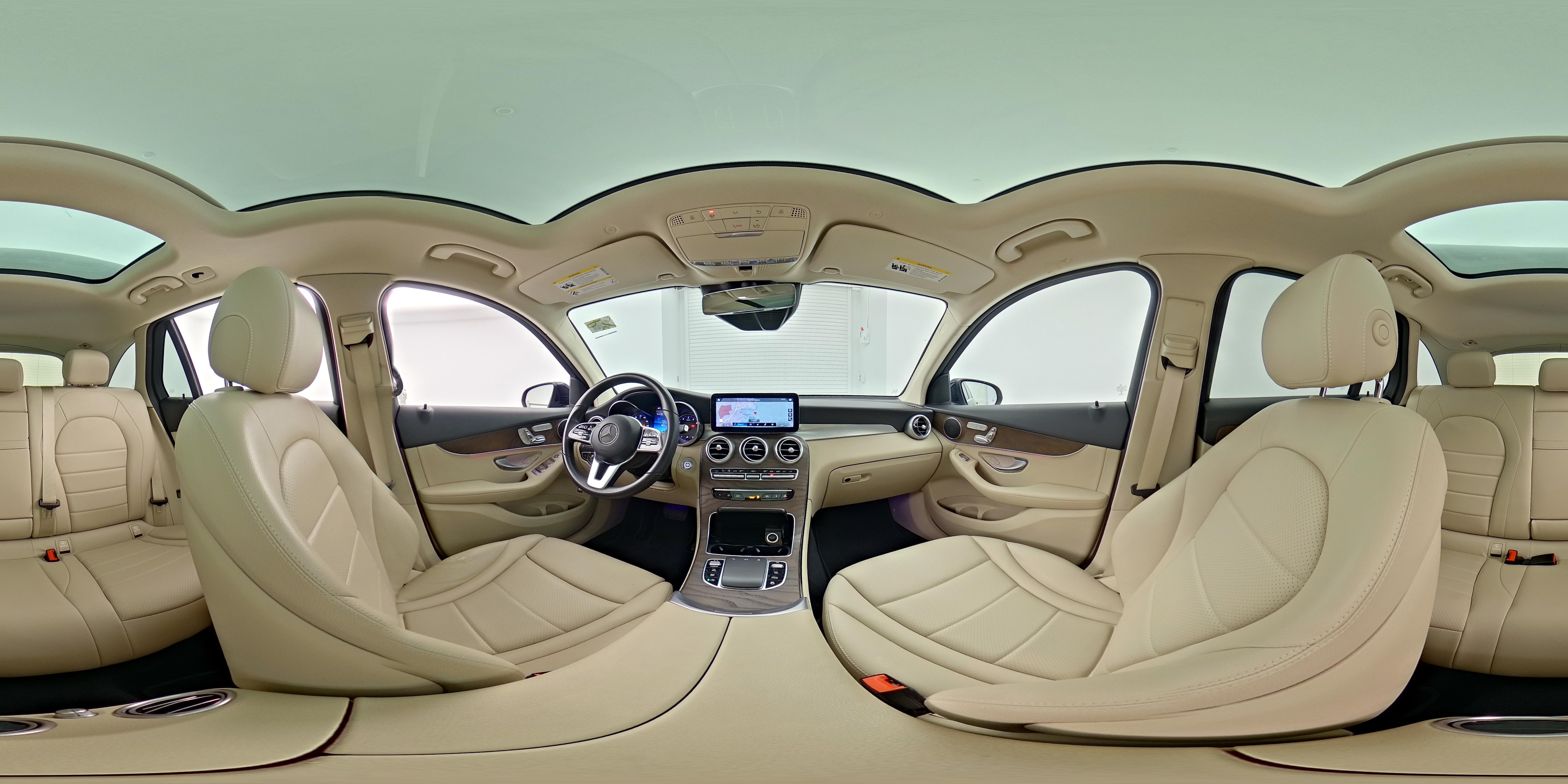 2021 Mercedes-Benz GLC GLC300 - Photo 26