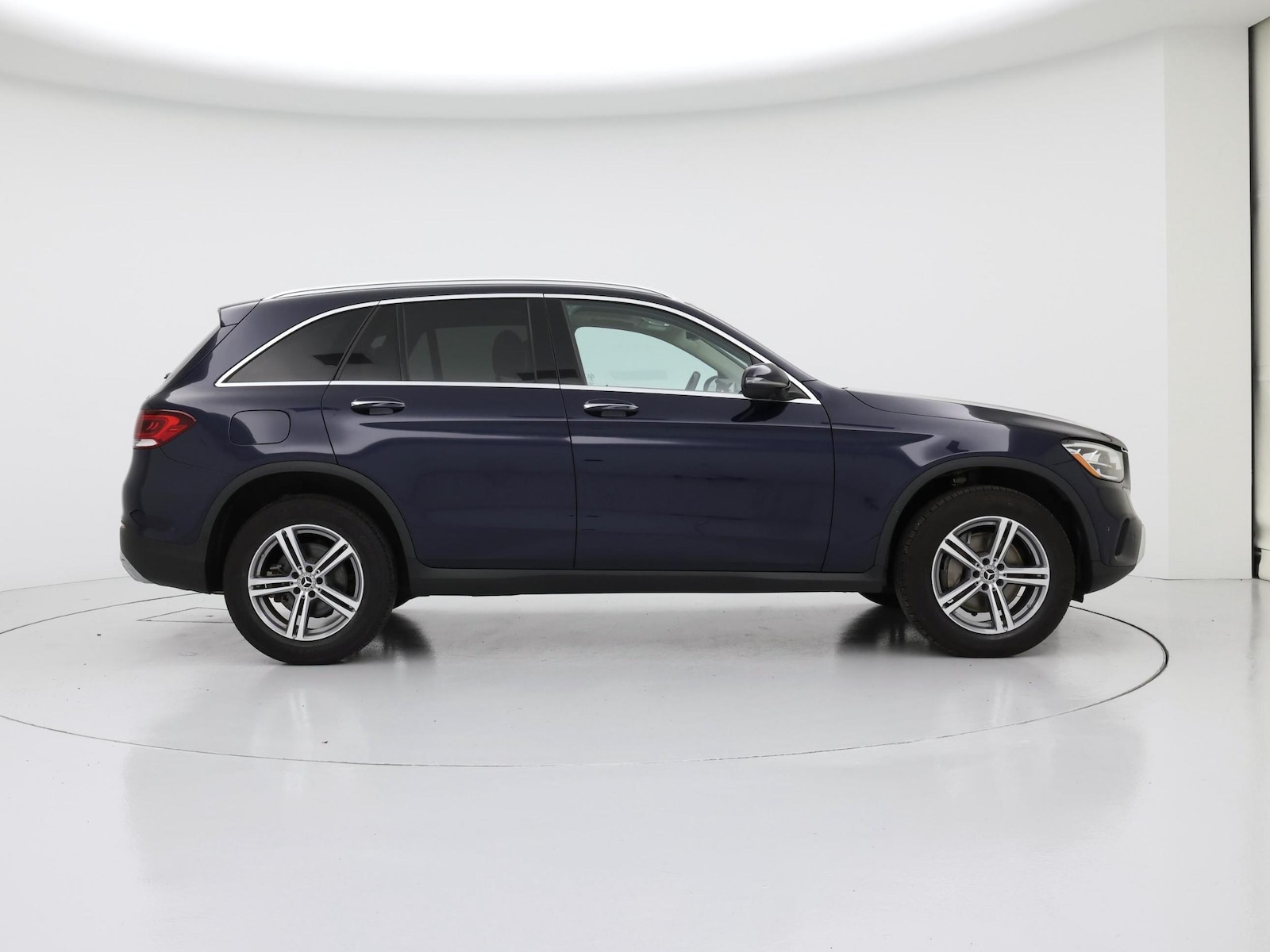 2021 Mercedes-Benz GLC GLC300 - Photo 8