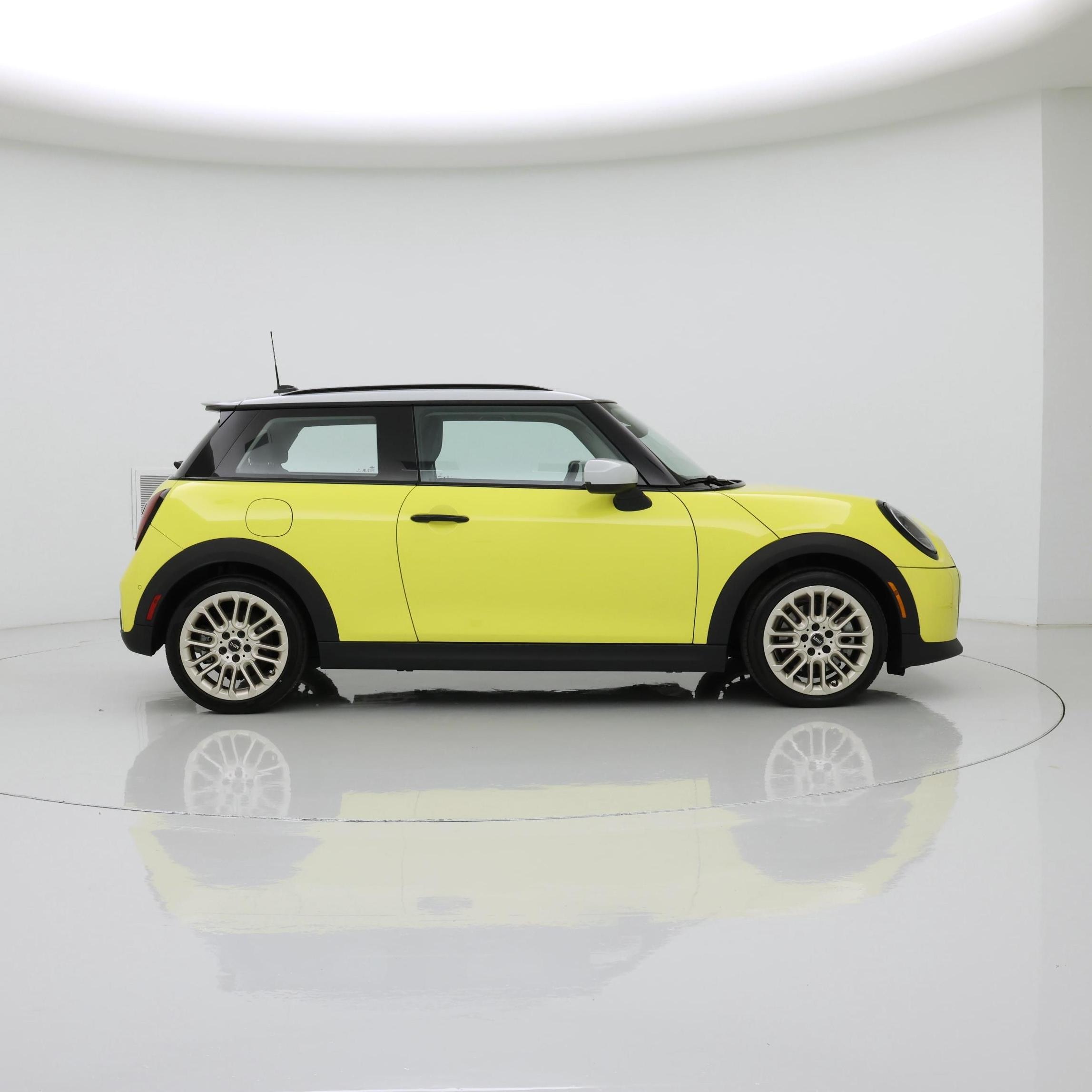 Thumbnail: 2025 MINI Cooper Hardtop - 7