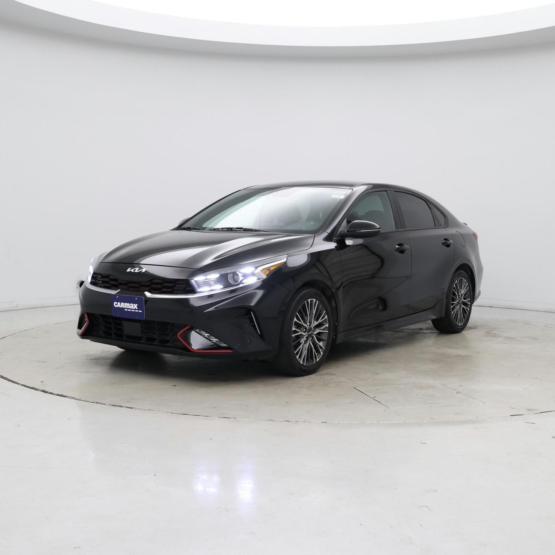 Thumbnail: 2022 Kia Forte - 4