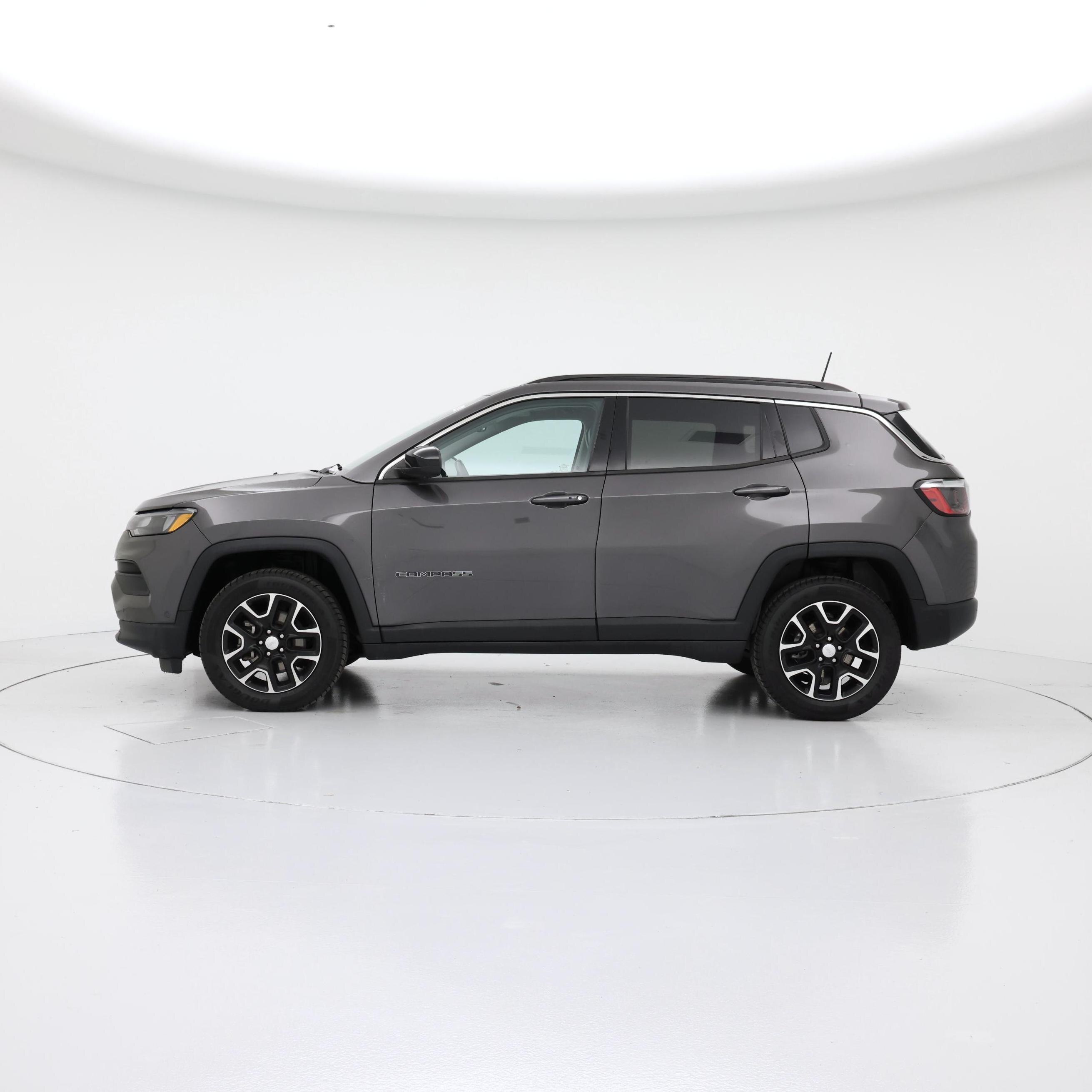 Thumbnail: 2022 Jeep Compass - 3