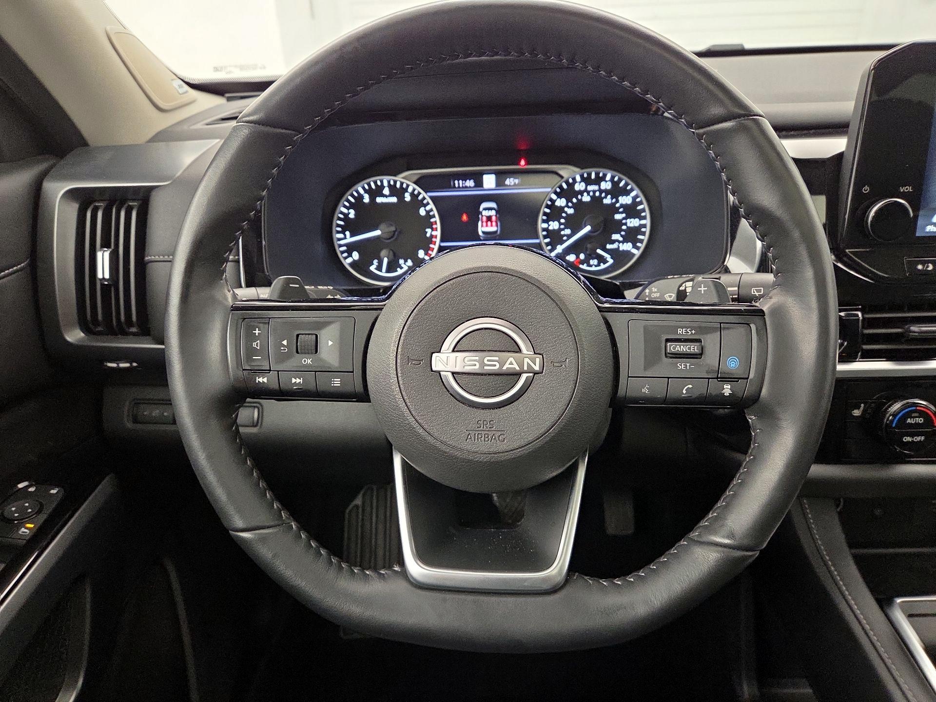 Thumbnail: 2023 Nissan Pathfinder - 10