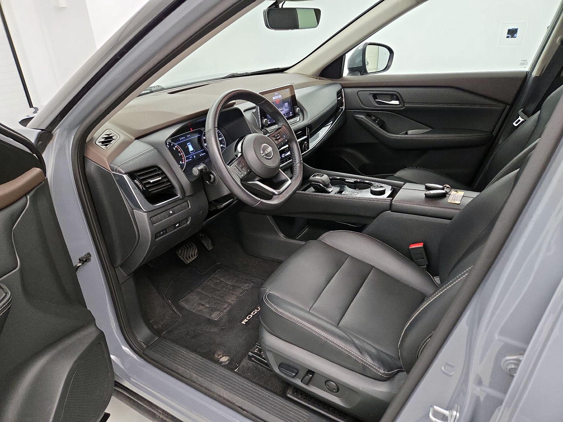 Thumbnail: 2022 Nissan Rogue - 11