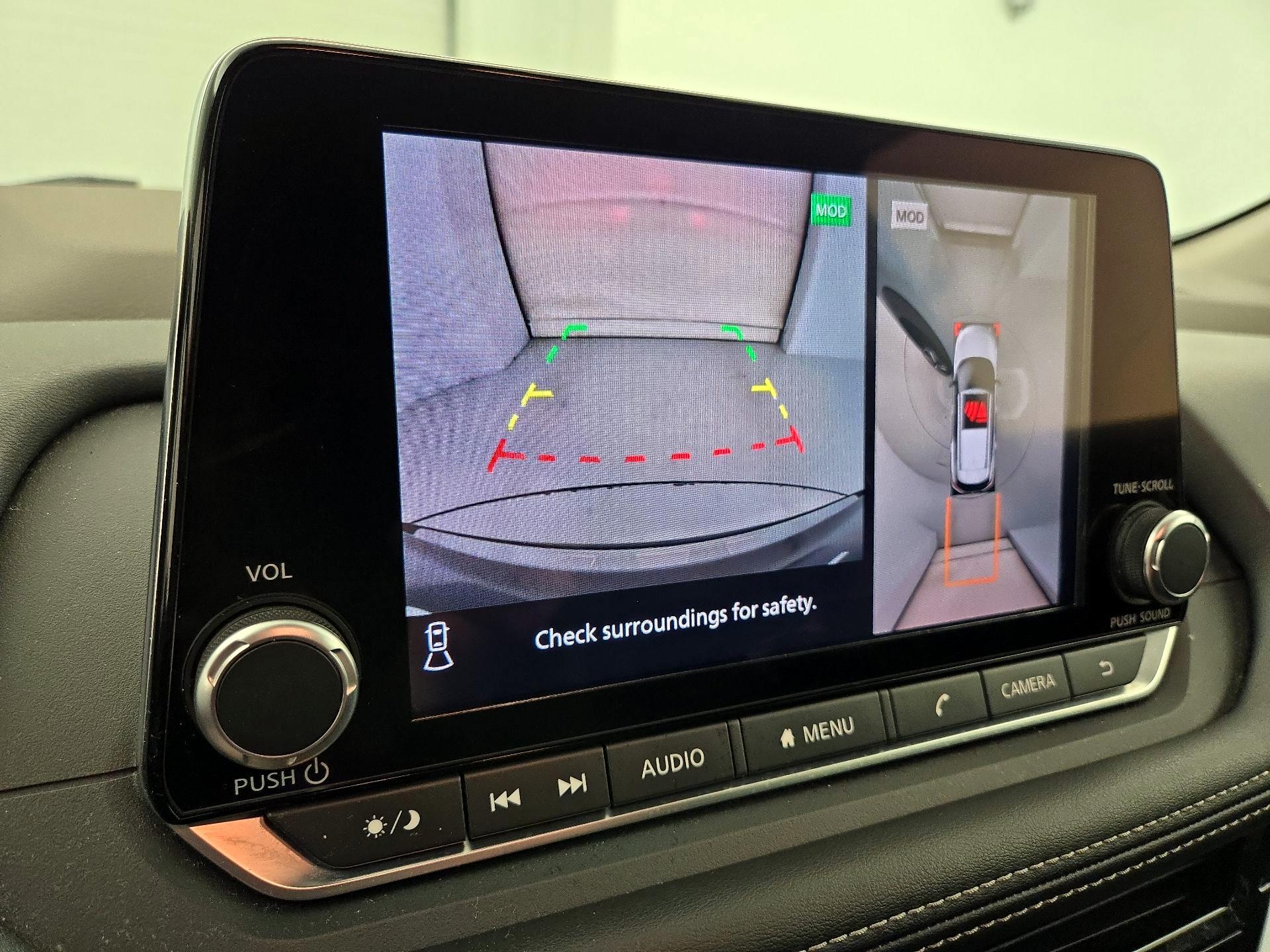 Thumbnail: 2022 Nissan Rogue - 14