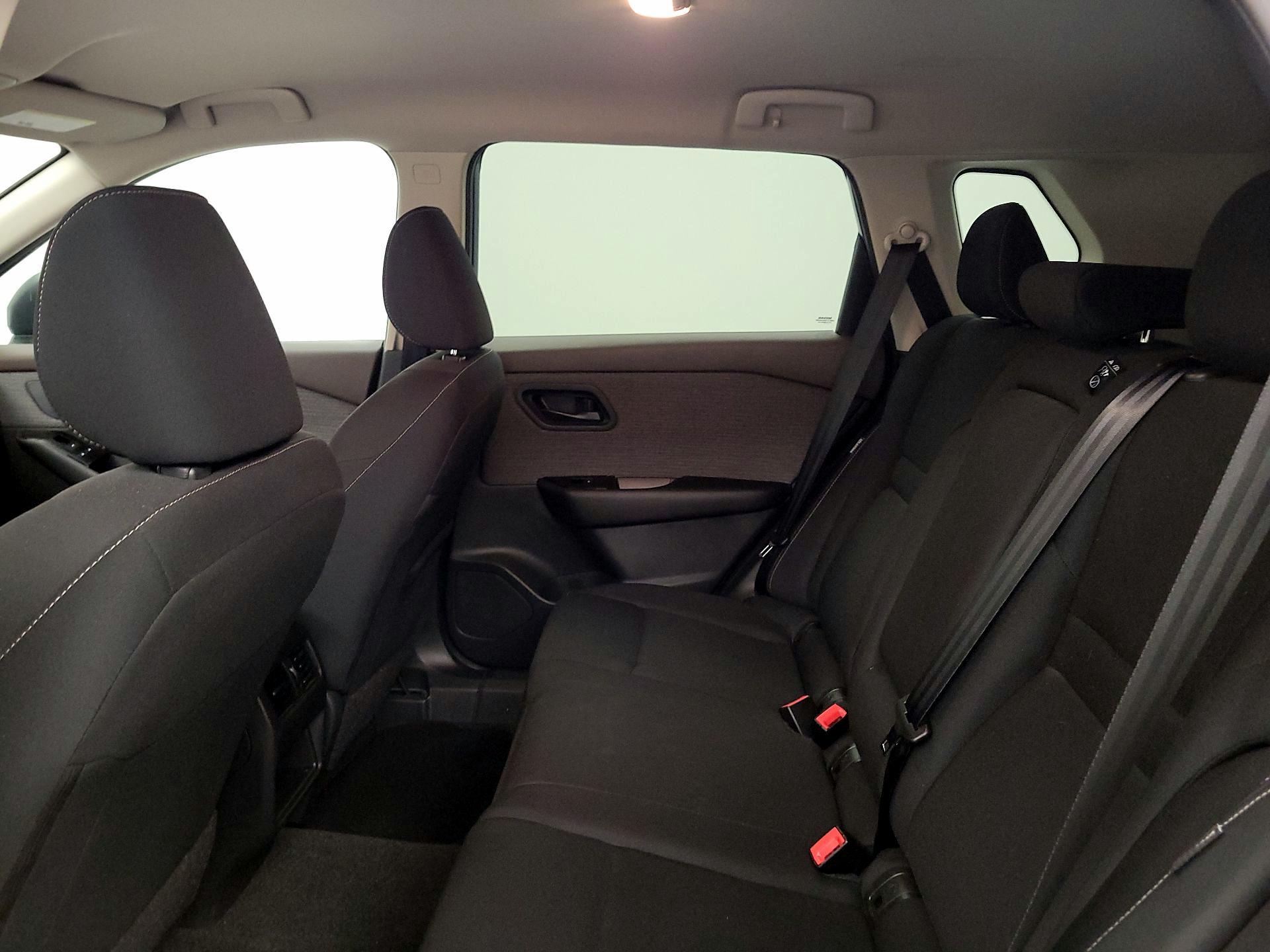 Thumbnail: 2023 Nissan Rogue - 19