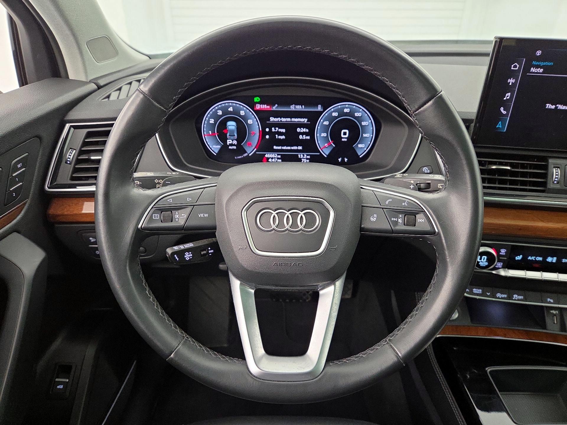 Thumbnail: 2022 Audi Q5 - 10