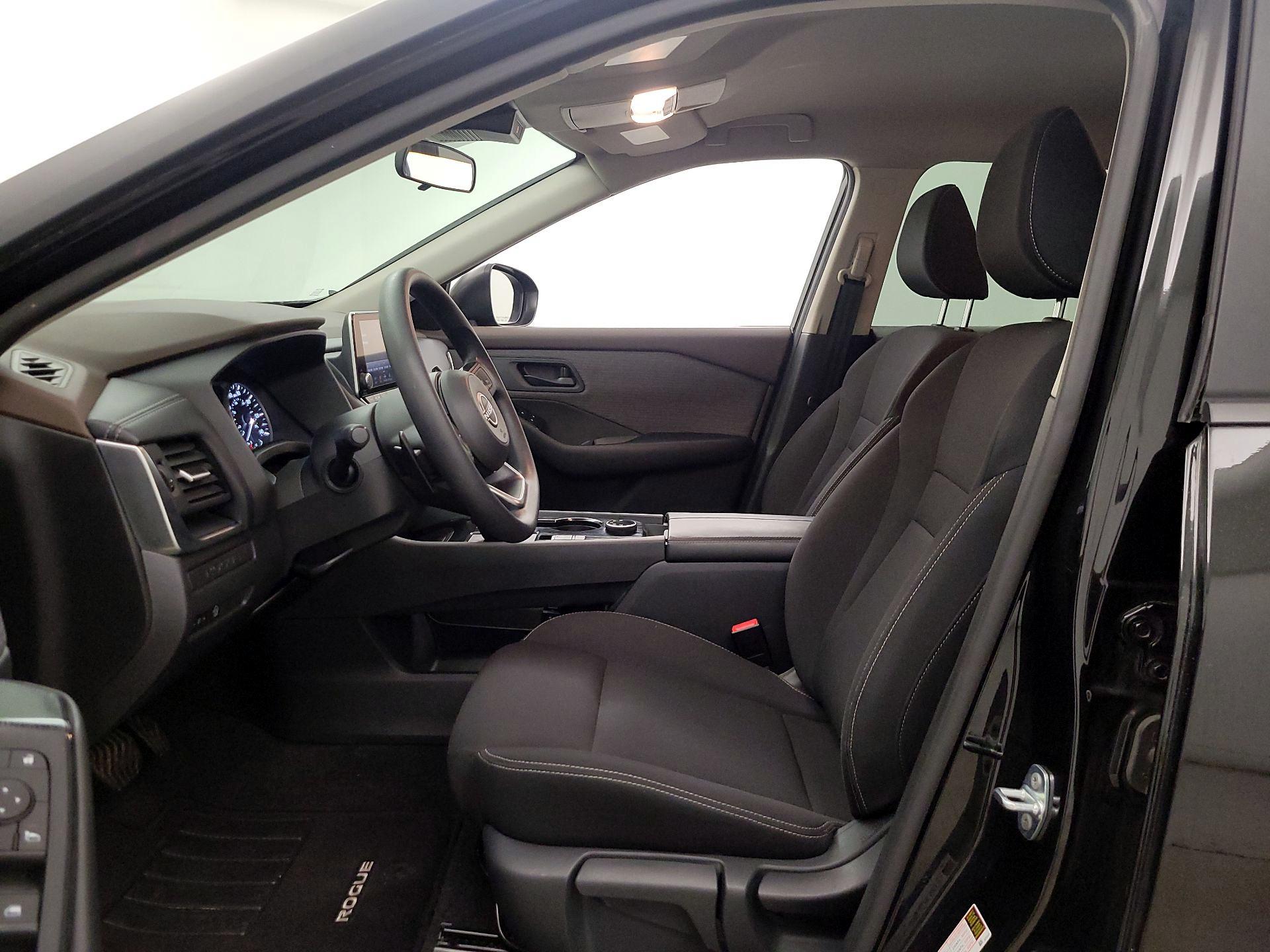 Thumbnail: 2023 Nissan Rogue - 11