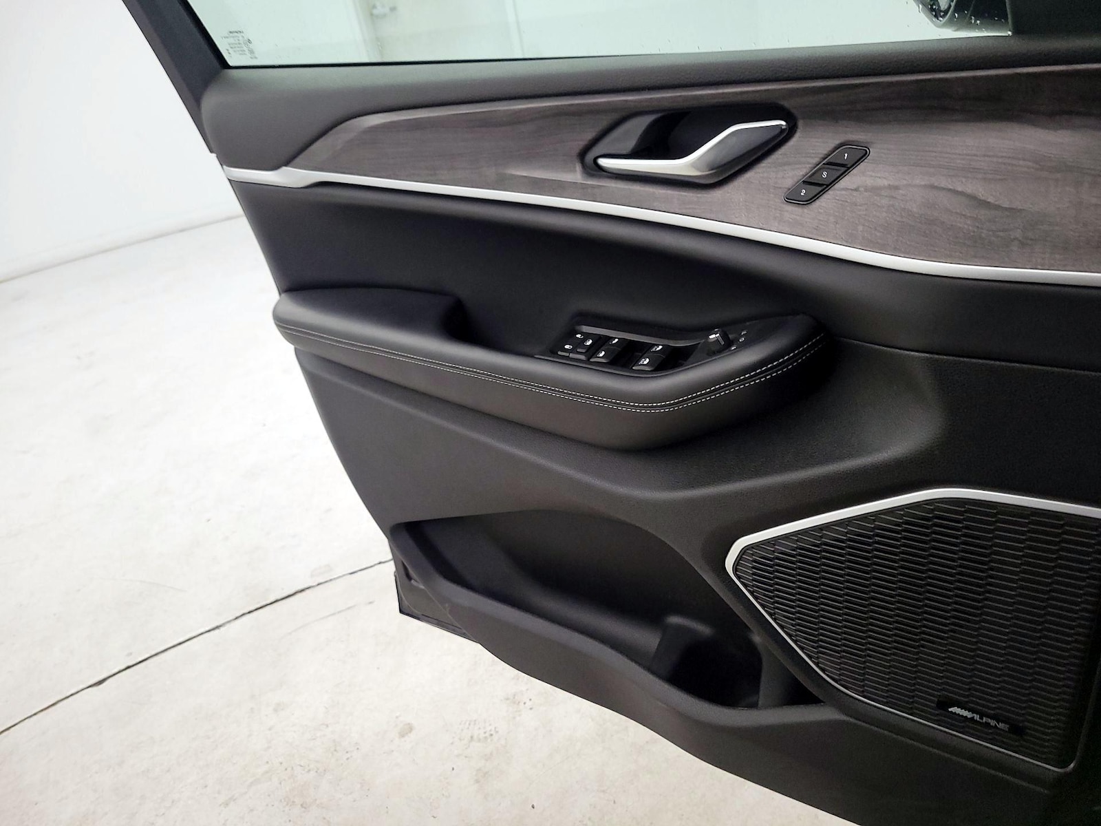 2024 Jeep Grand Cherokee Anniversary Edition 4xe - Photo 13