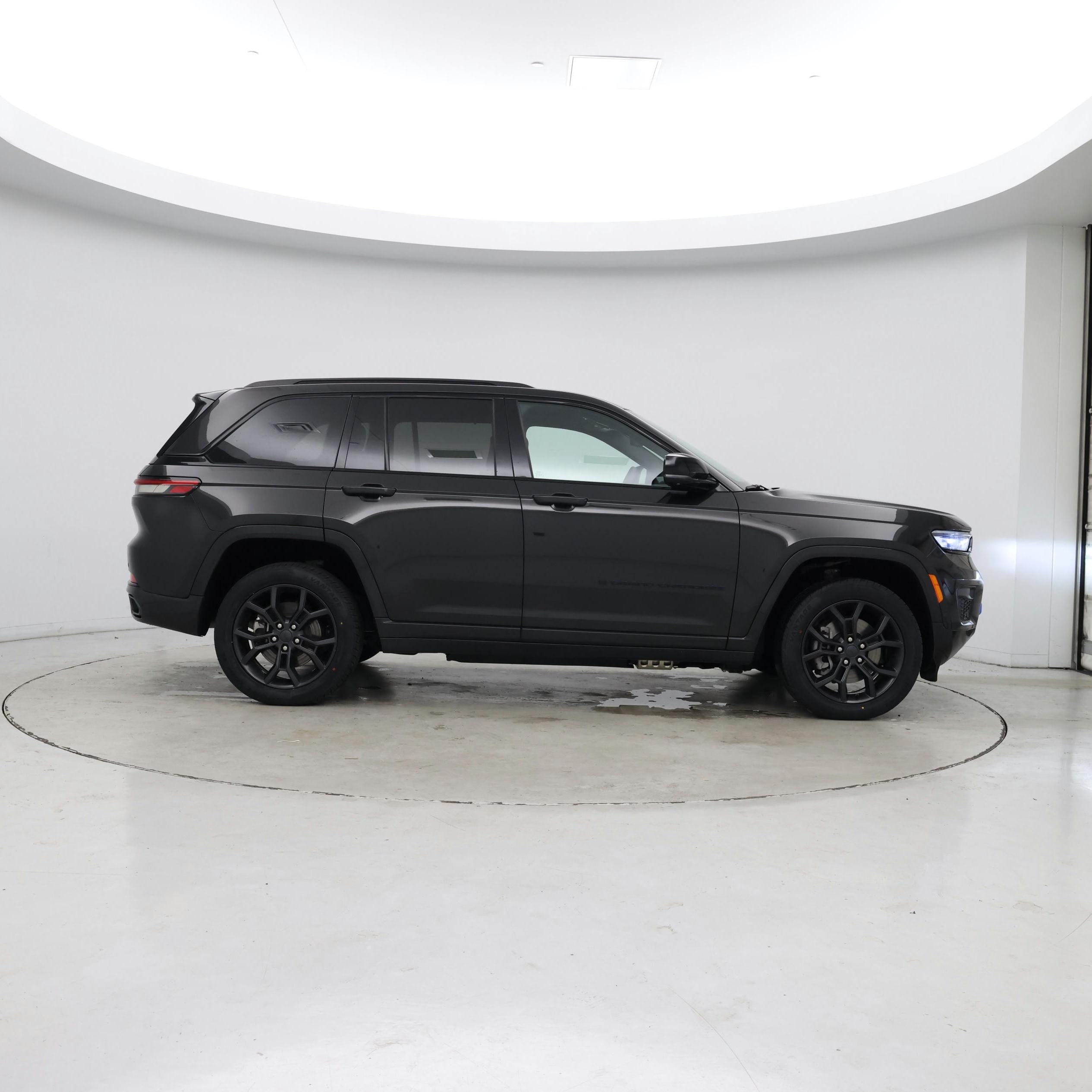 Thumbnail: 2024 Jeep Grand Cherokee - 7