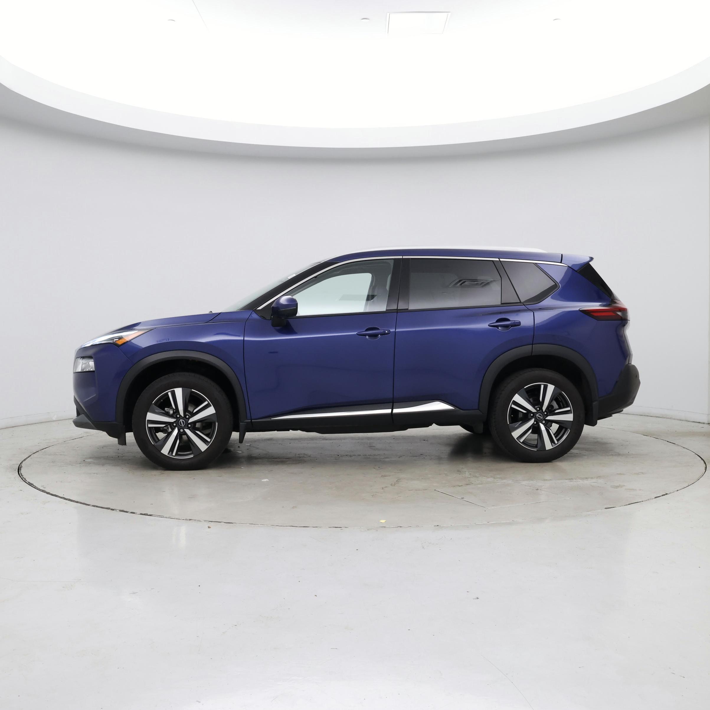 Thumbnail: 2023 Nissan Rogue - 3