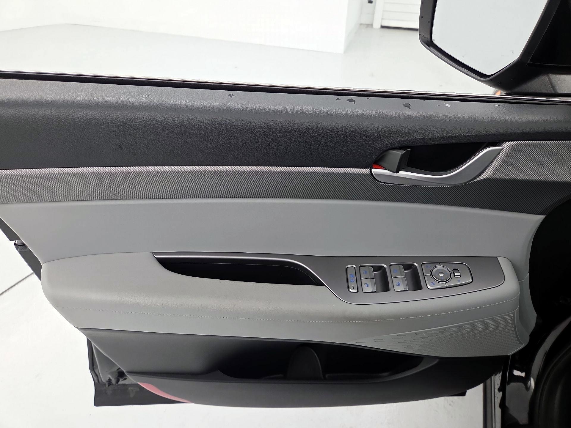 Thumbnail: 2025 Hyundai Palisade - 12