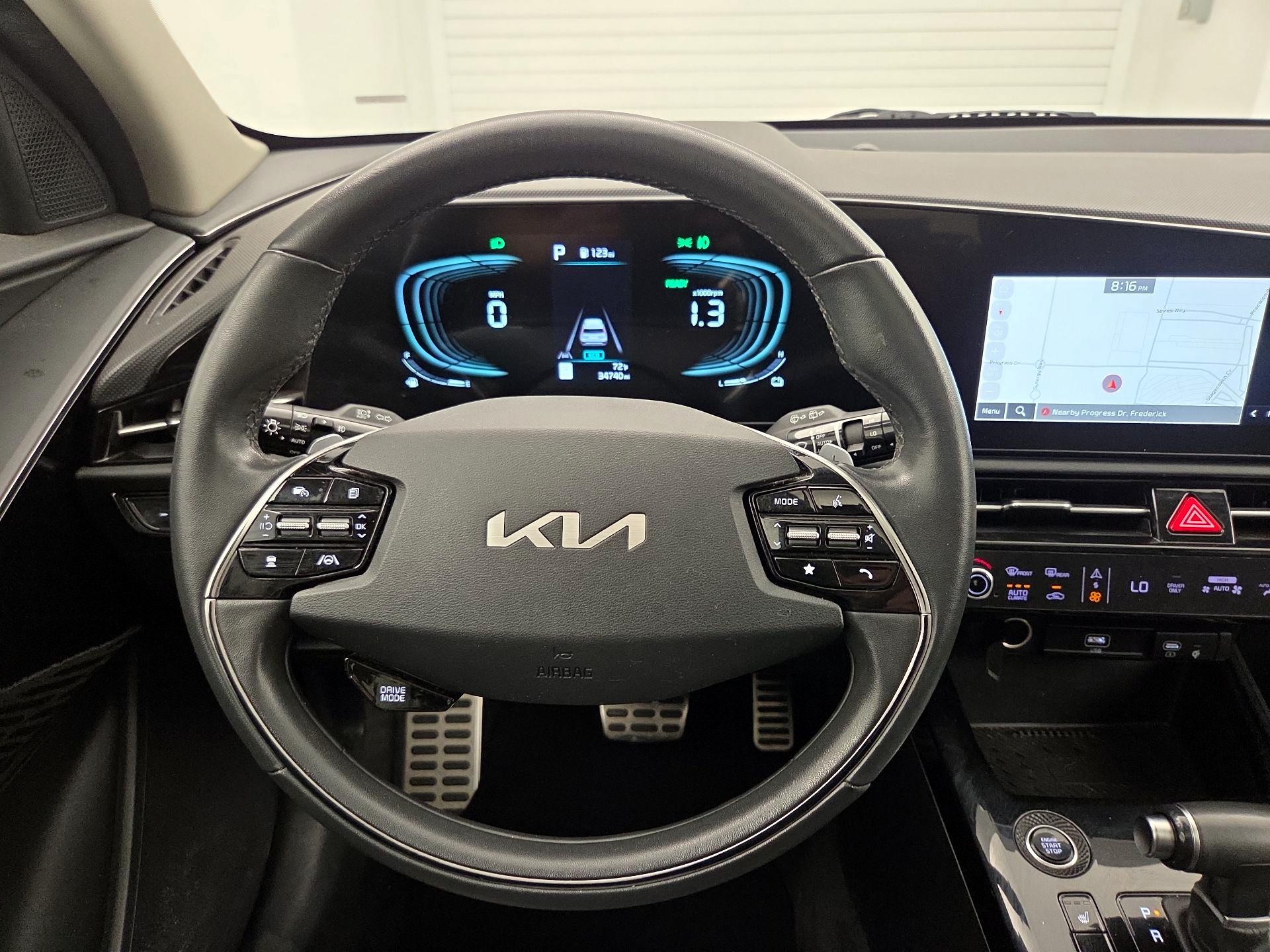 Thumbnail: 2023 Kia Niro - 10