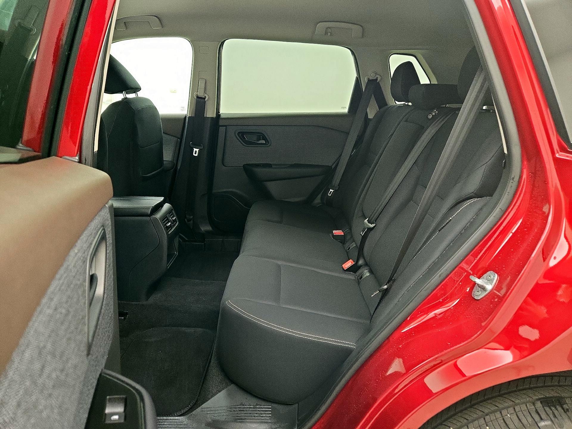 Thumbnail: 2023 Nissan Rogue - 19