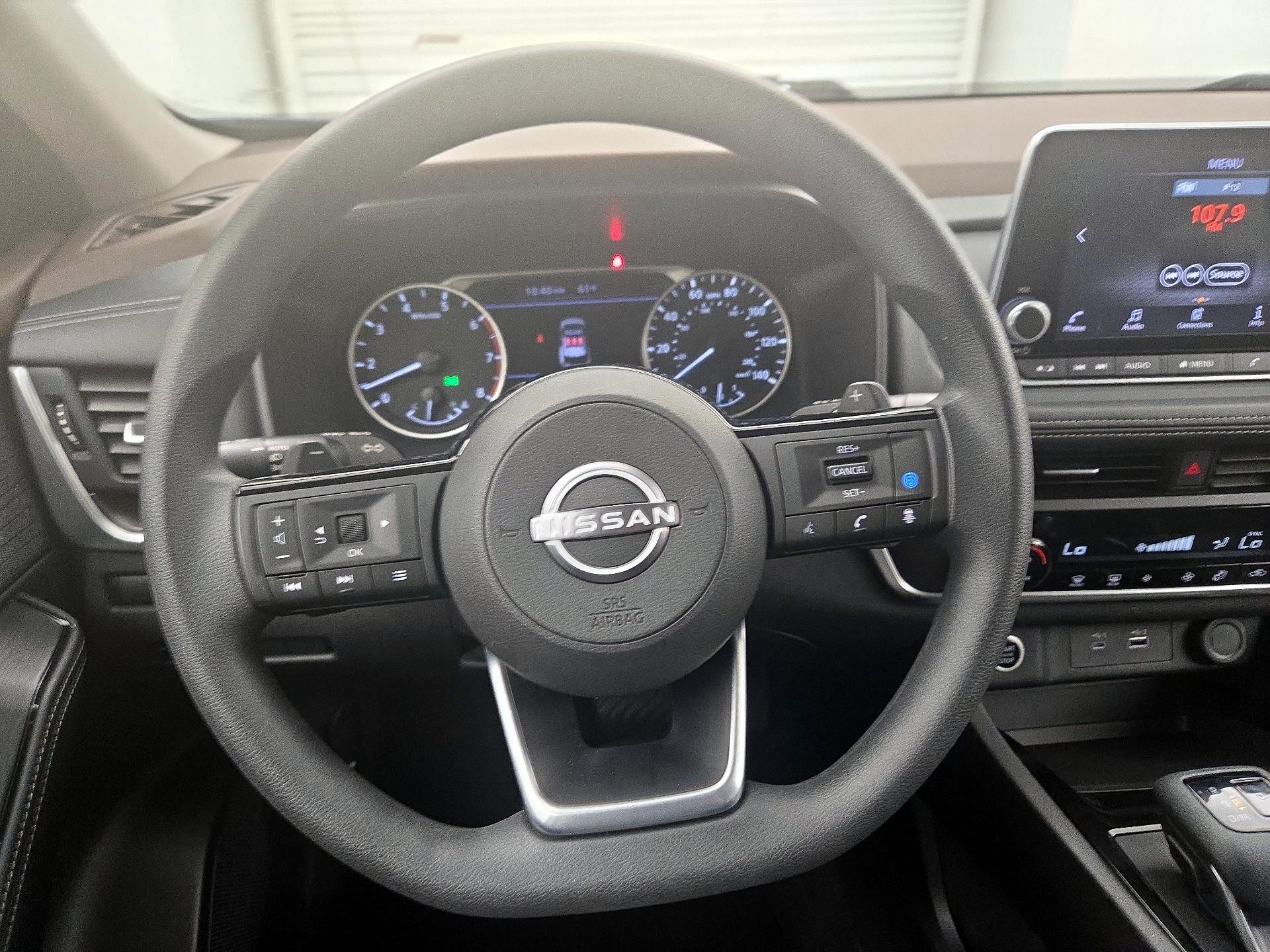 Thumbnail: 2023 Nissan Rogue - 10