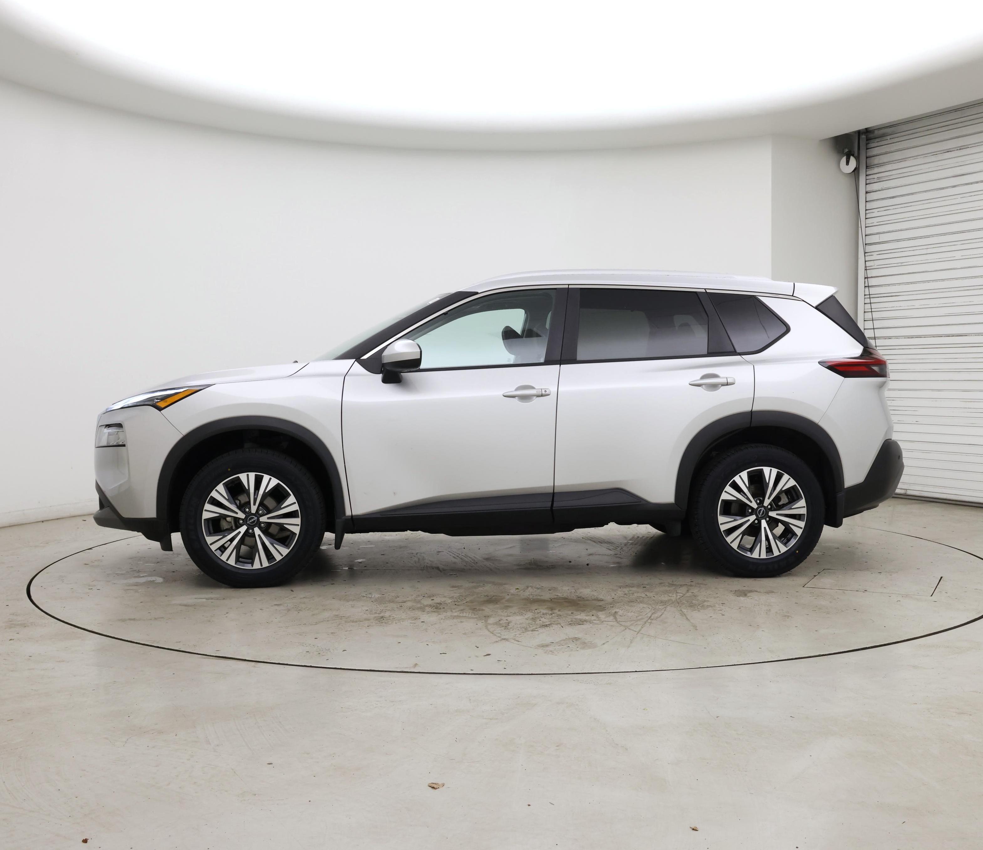 Thumbnail: 2023 Nissan Rogue - 3