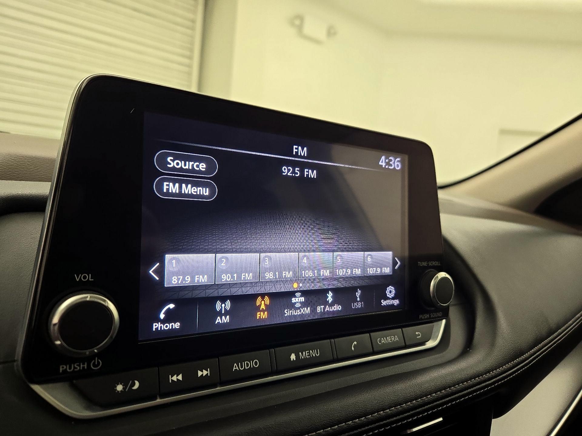 Thumbnail: 2023 Nissan Rogue - 15