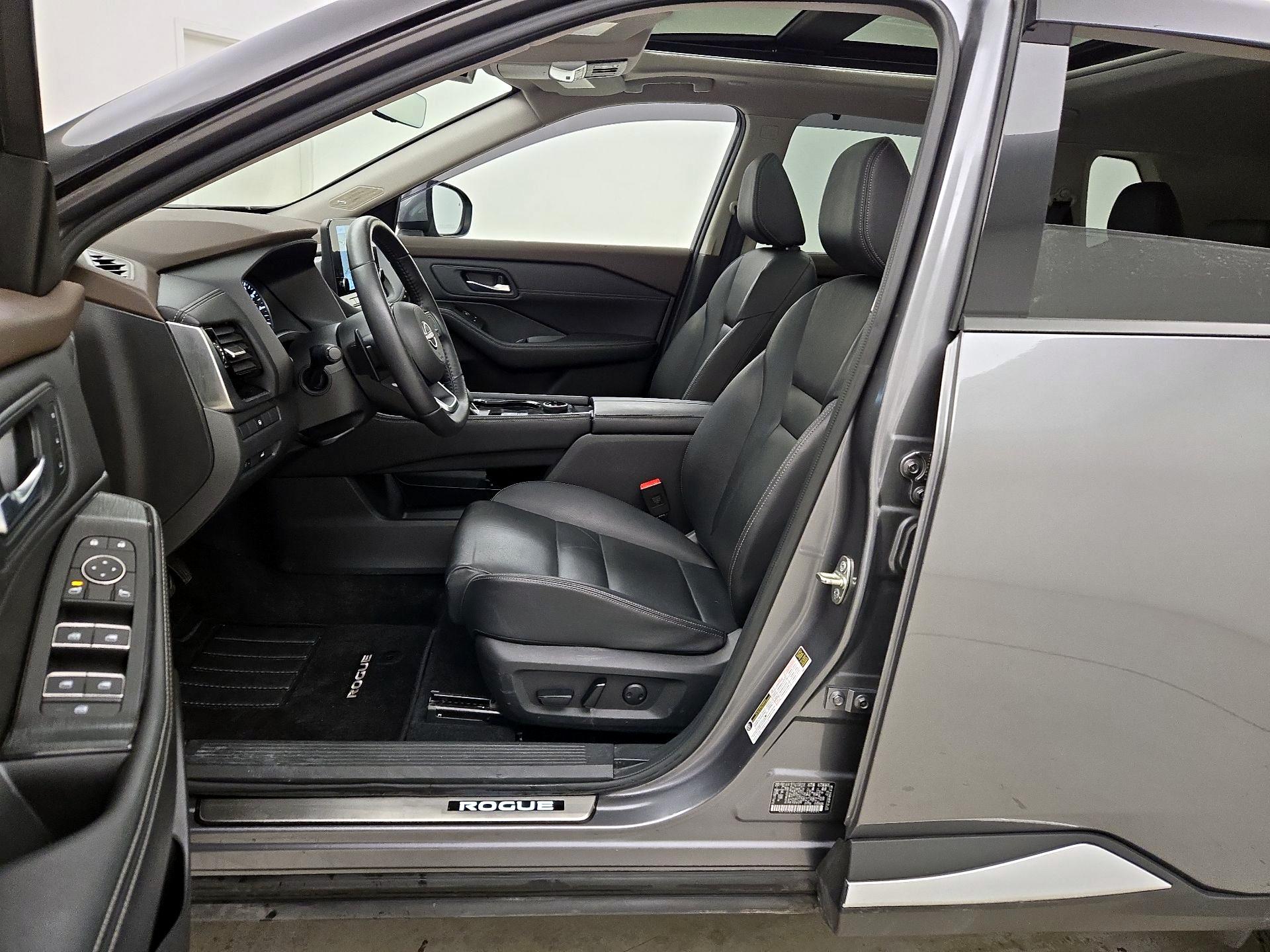 Thumbnail: 2023 Nissan Rogue - 11