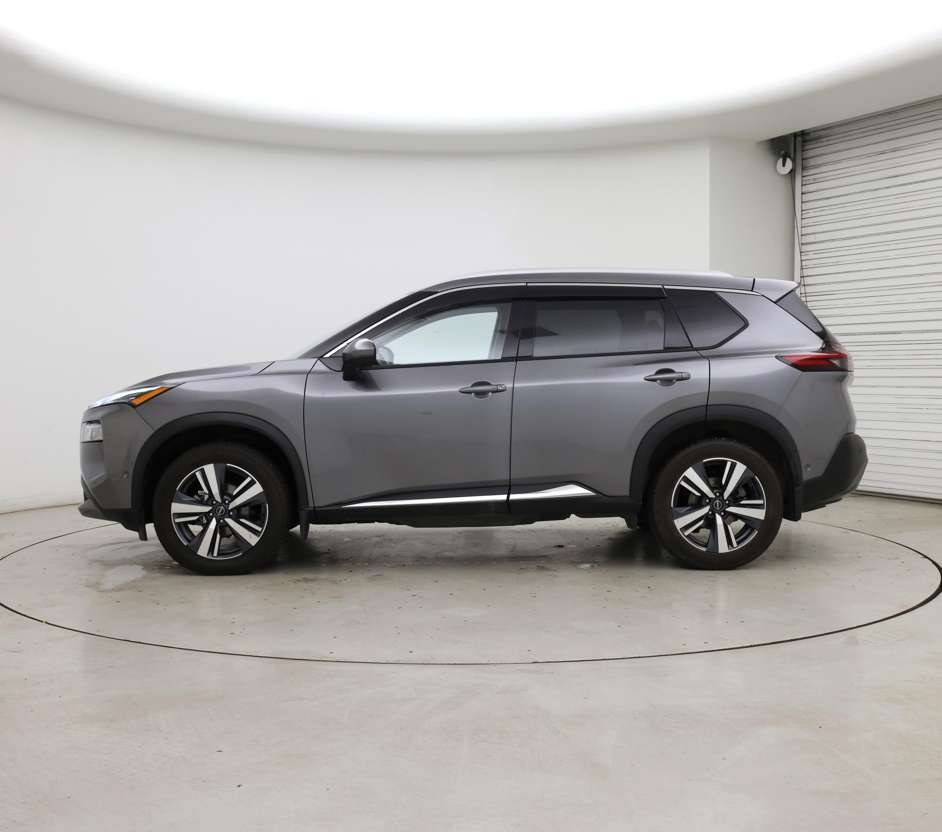 Thumbnail: 2023 Nissan Rogue - 3