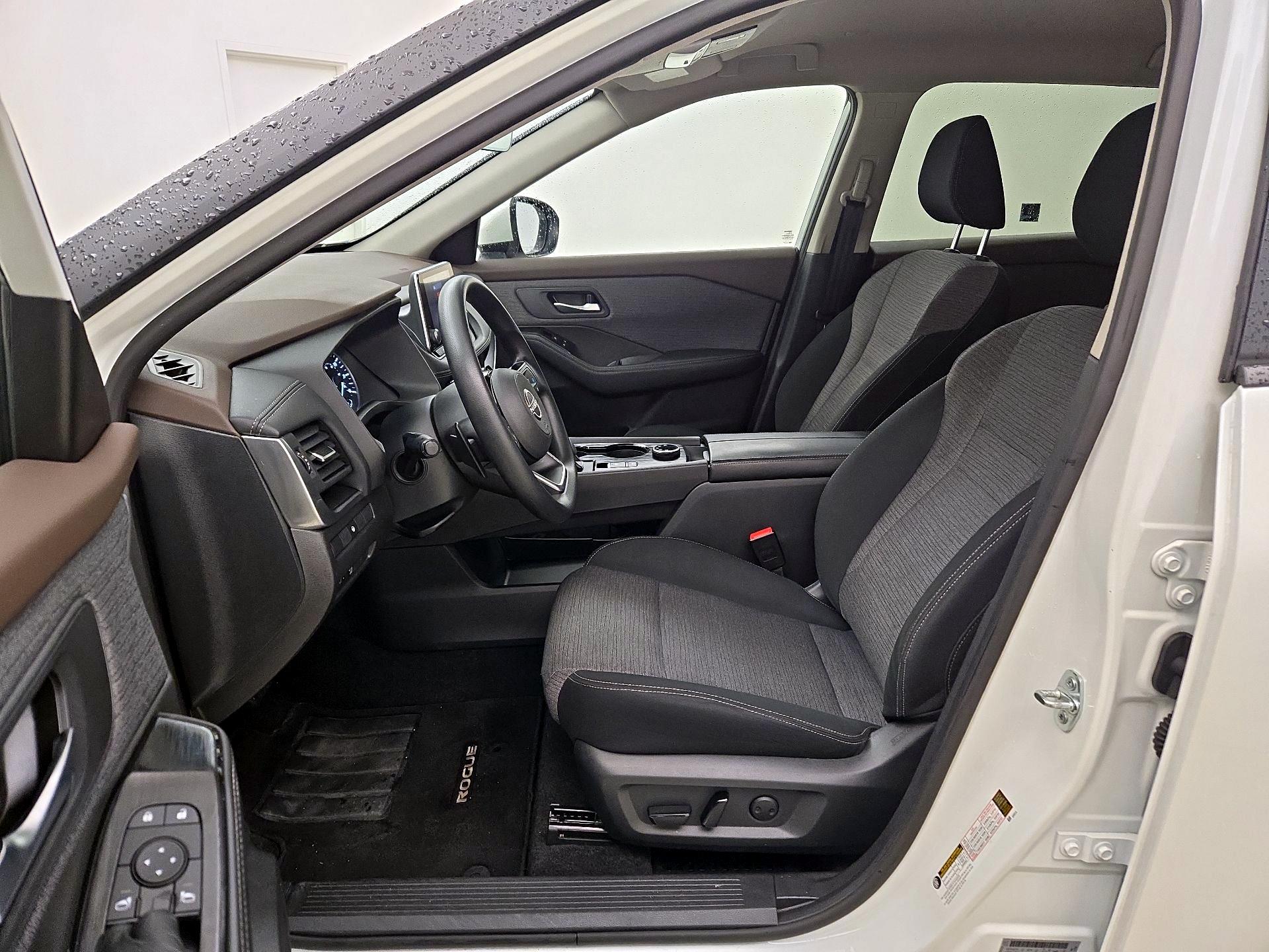 Thumbnail: 2023 Nissan Rogue - 11