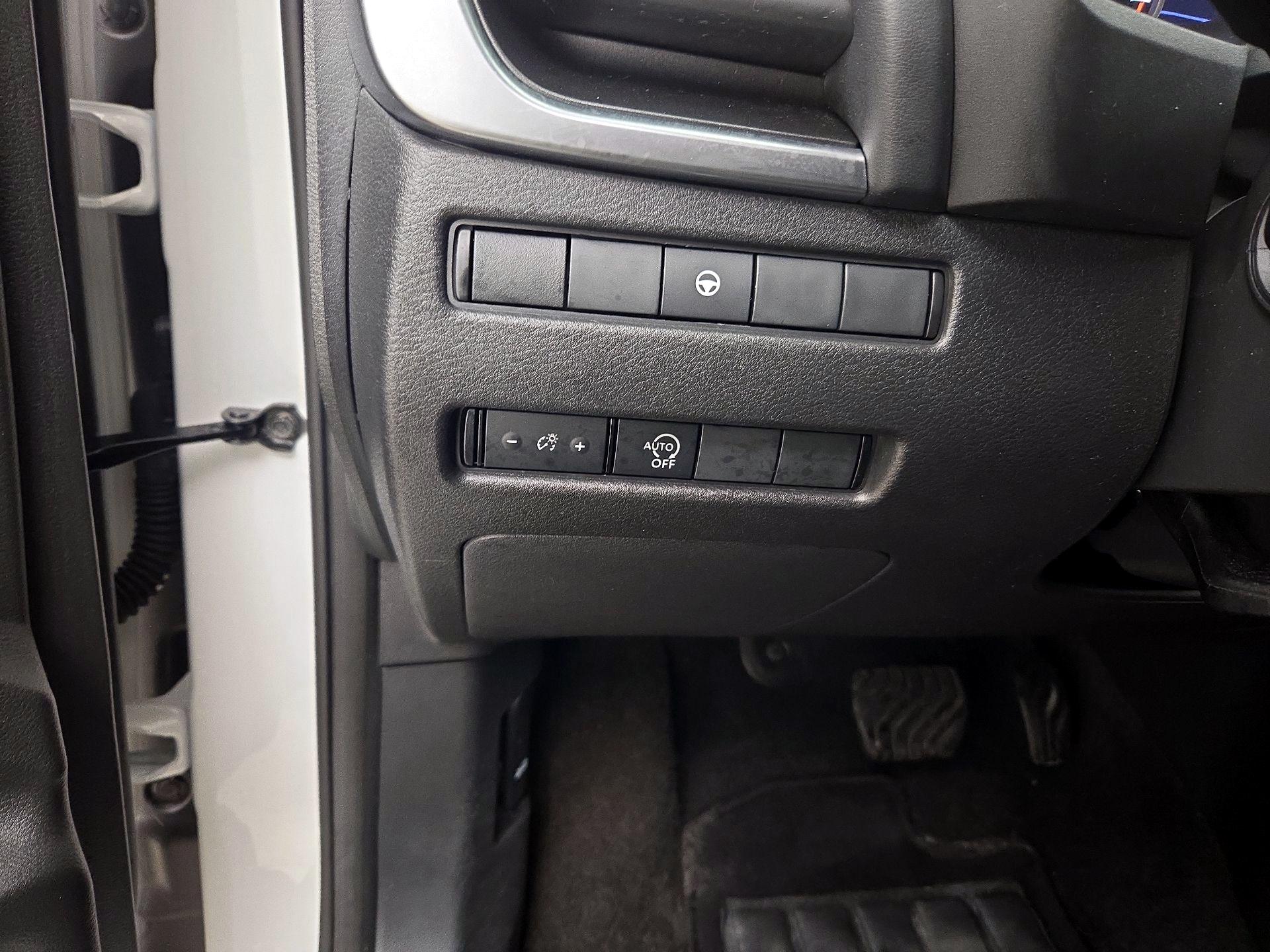 Thumbnail: 2023 Nissan Rogue - 13