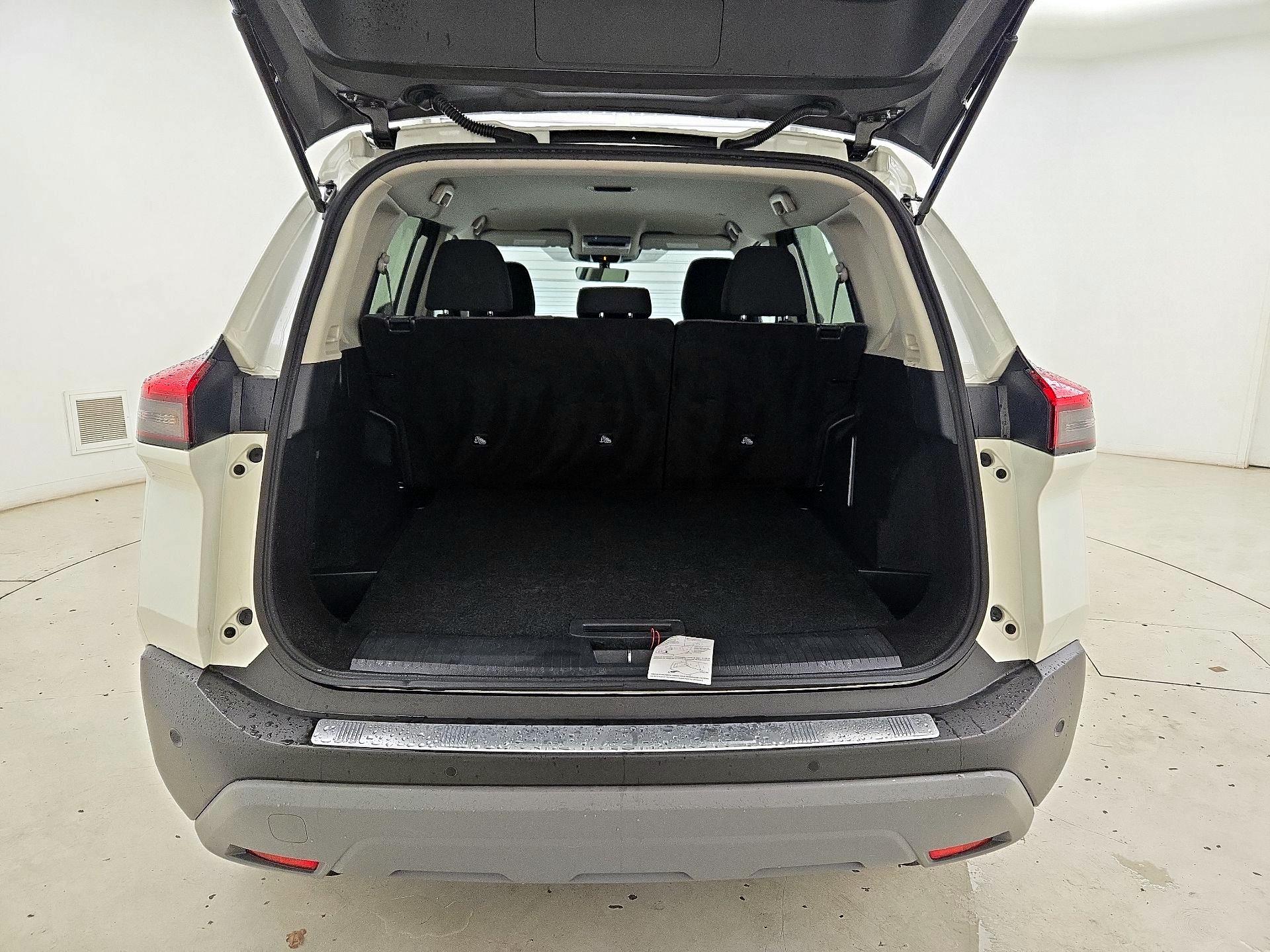 Thumbnail: 2023 Nissan Rogue - 20