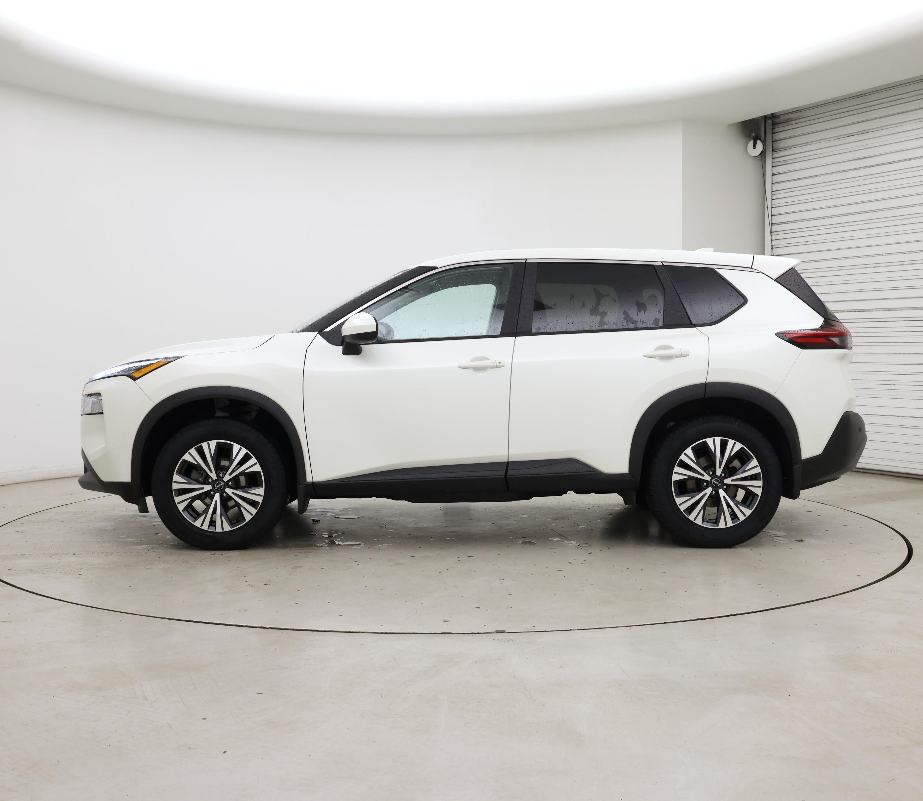 Thumbnail: 2023 Nissan Rogue - 3