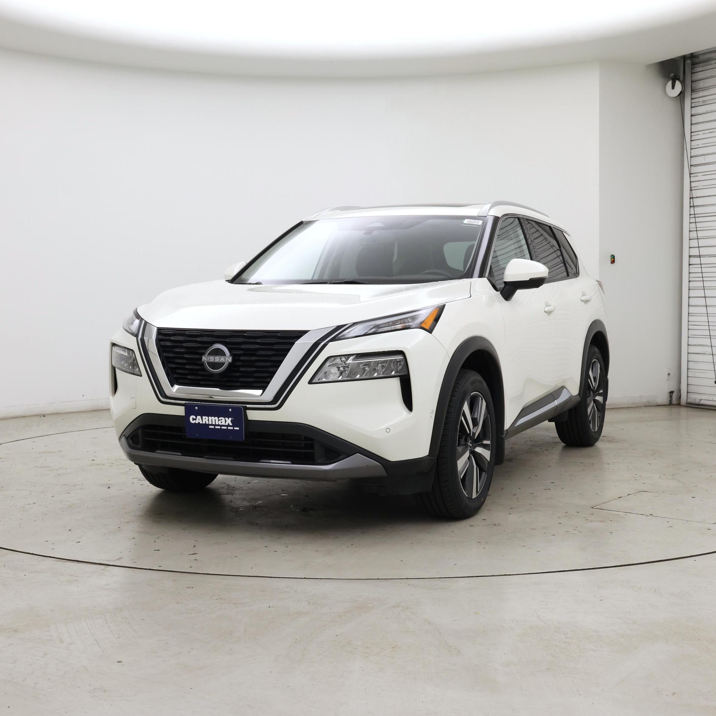 Thumbnail: 2023 Nissan Rogue - 4