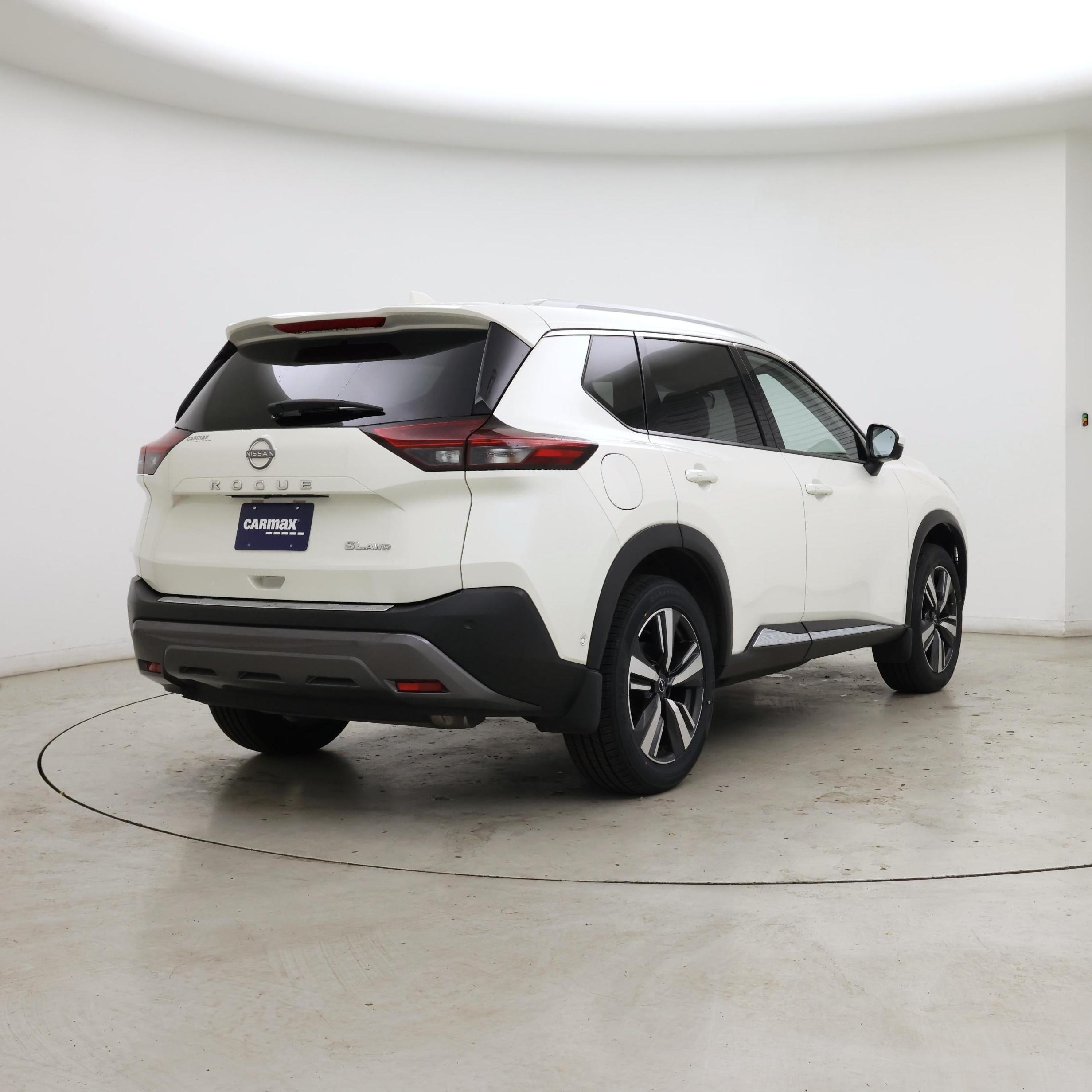 Thumbnail: 2023 Nissan Rogue - 8