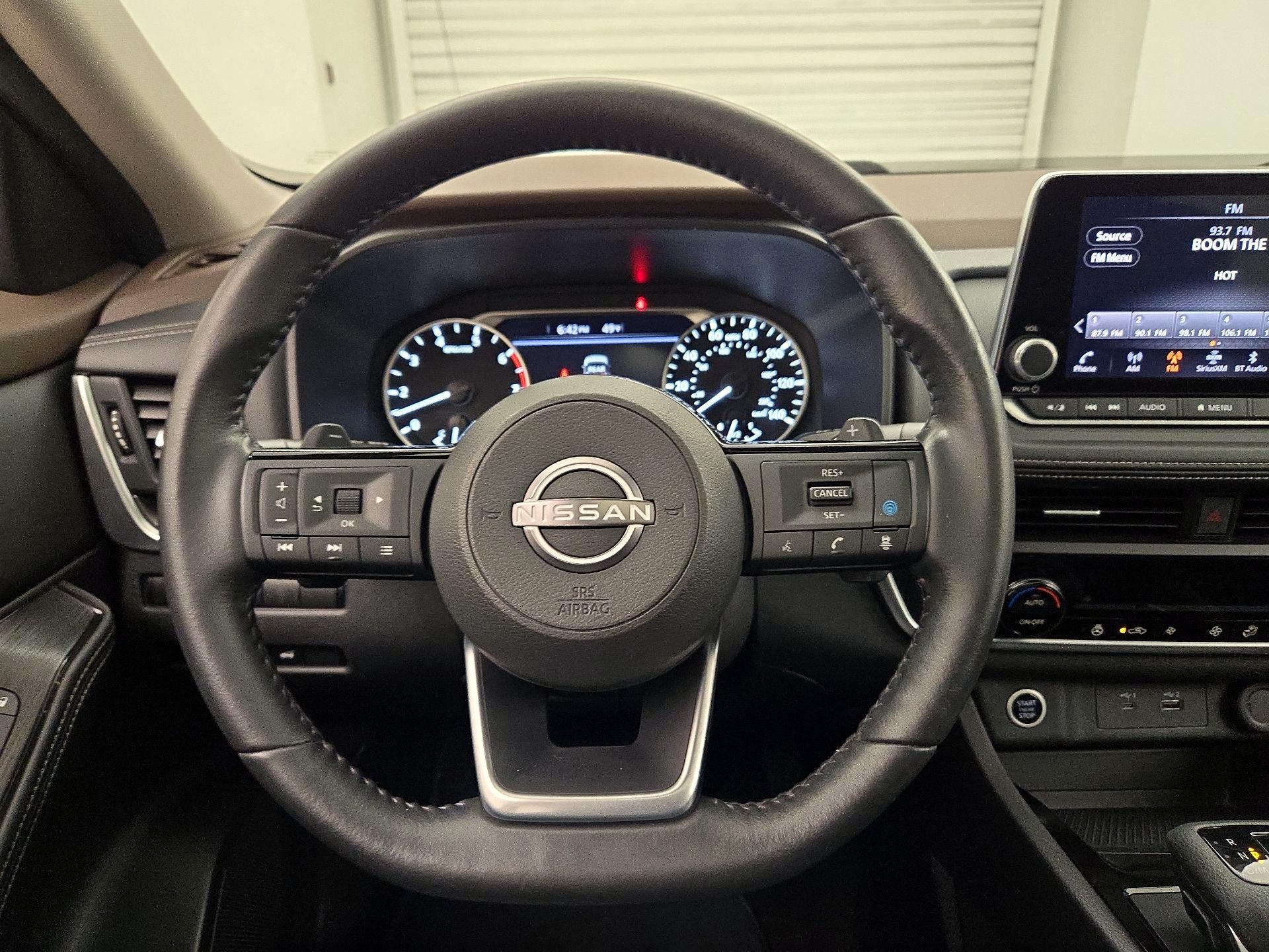 Thumbnail: 2023 Nissan Rogue - 10